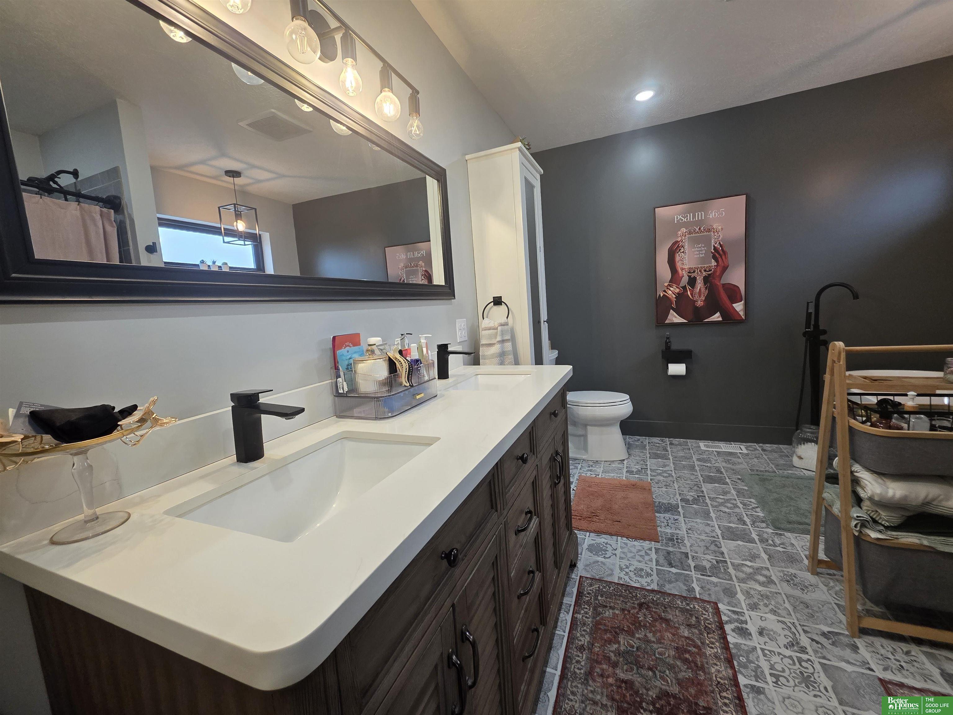 1622 Raell Drive