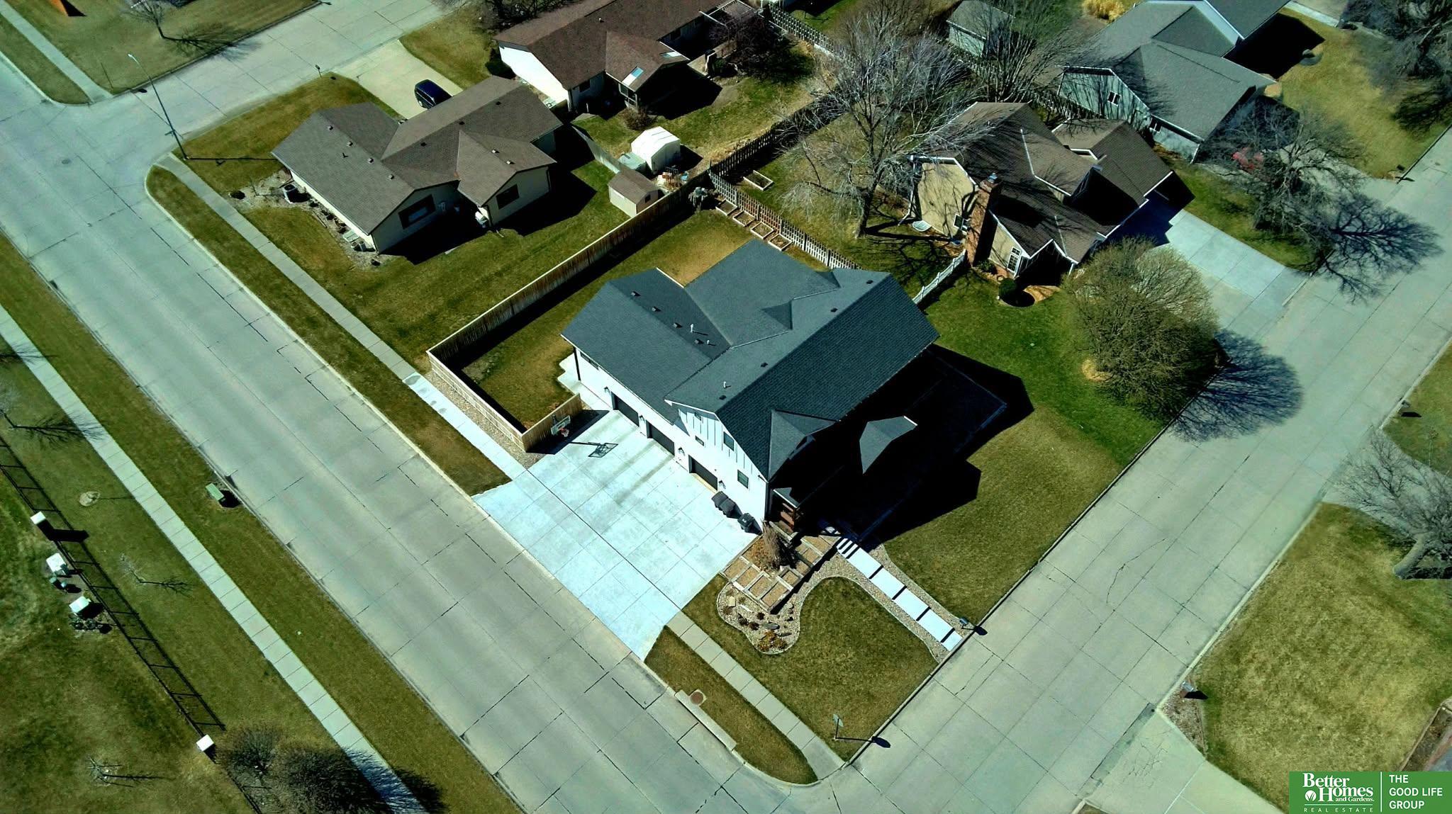 1622 Raell Drive