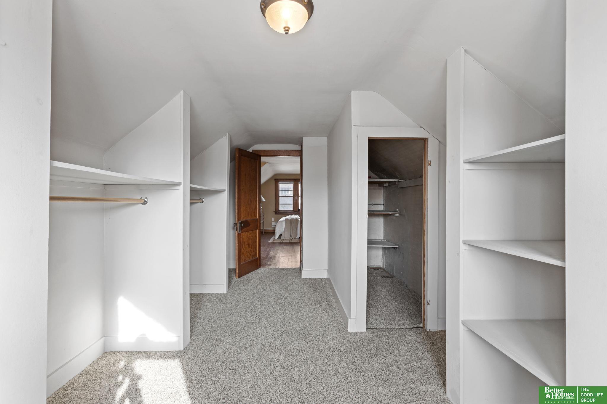 3079 S 34th Street