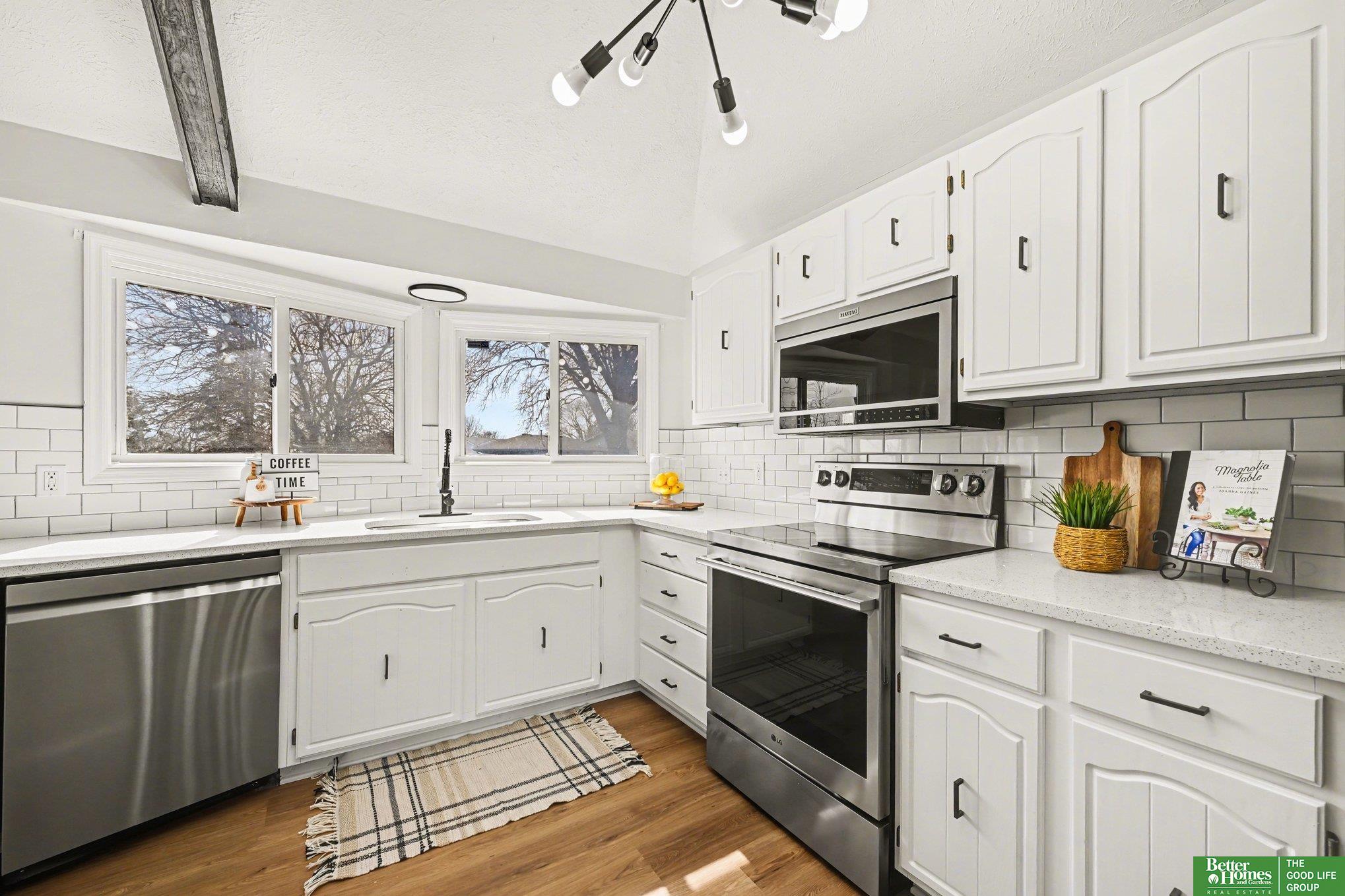 13711 Edna Street