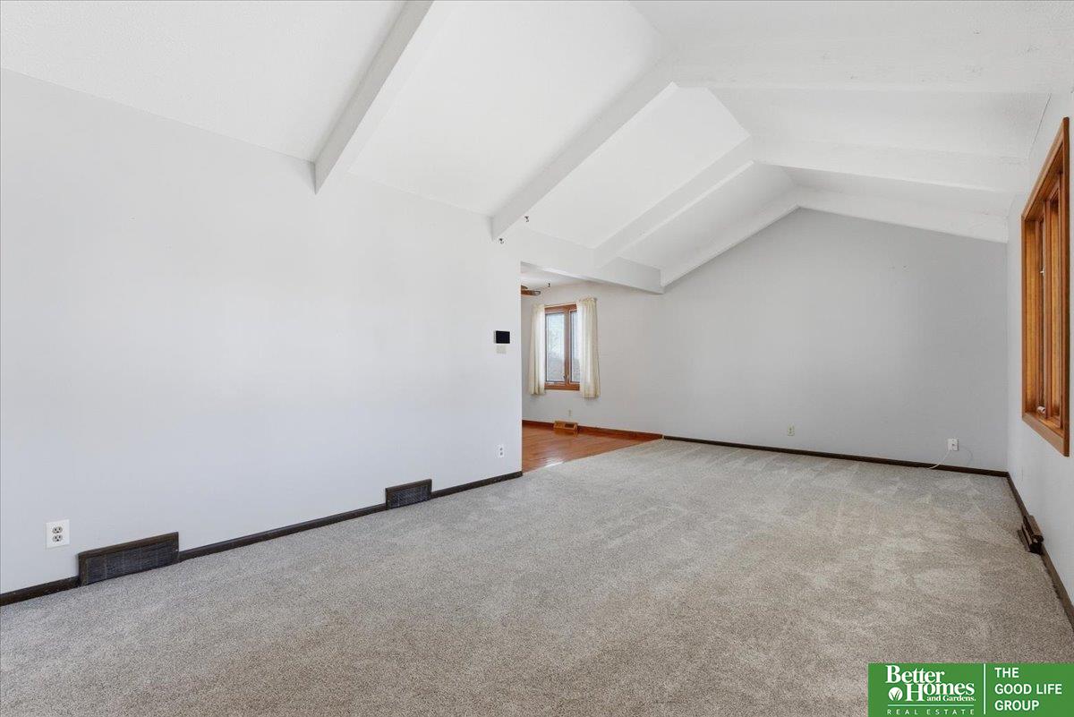 9517 sprague Street