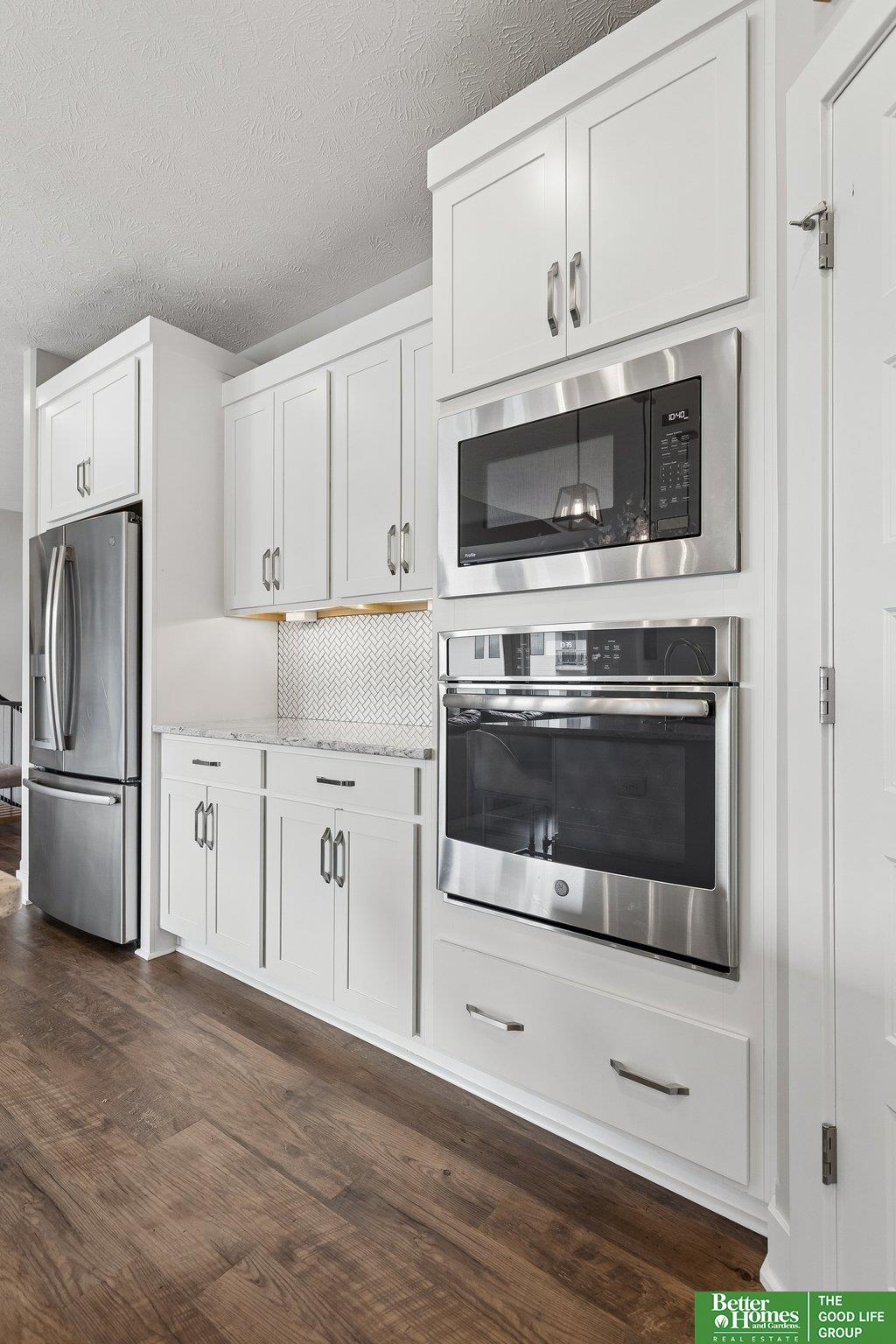 2513 N 186th Street