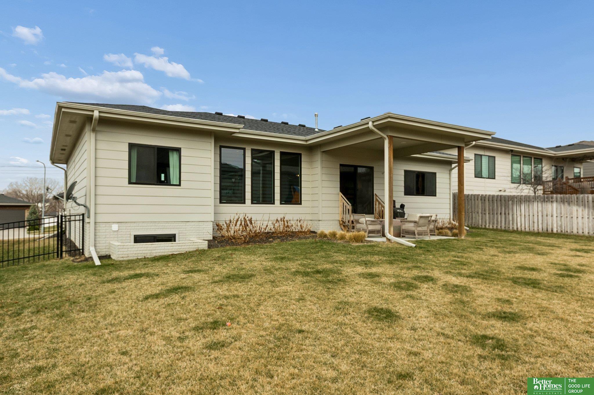 2513 N 186th Street