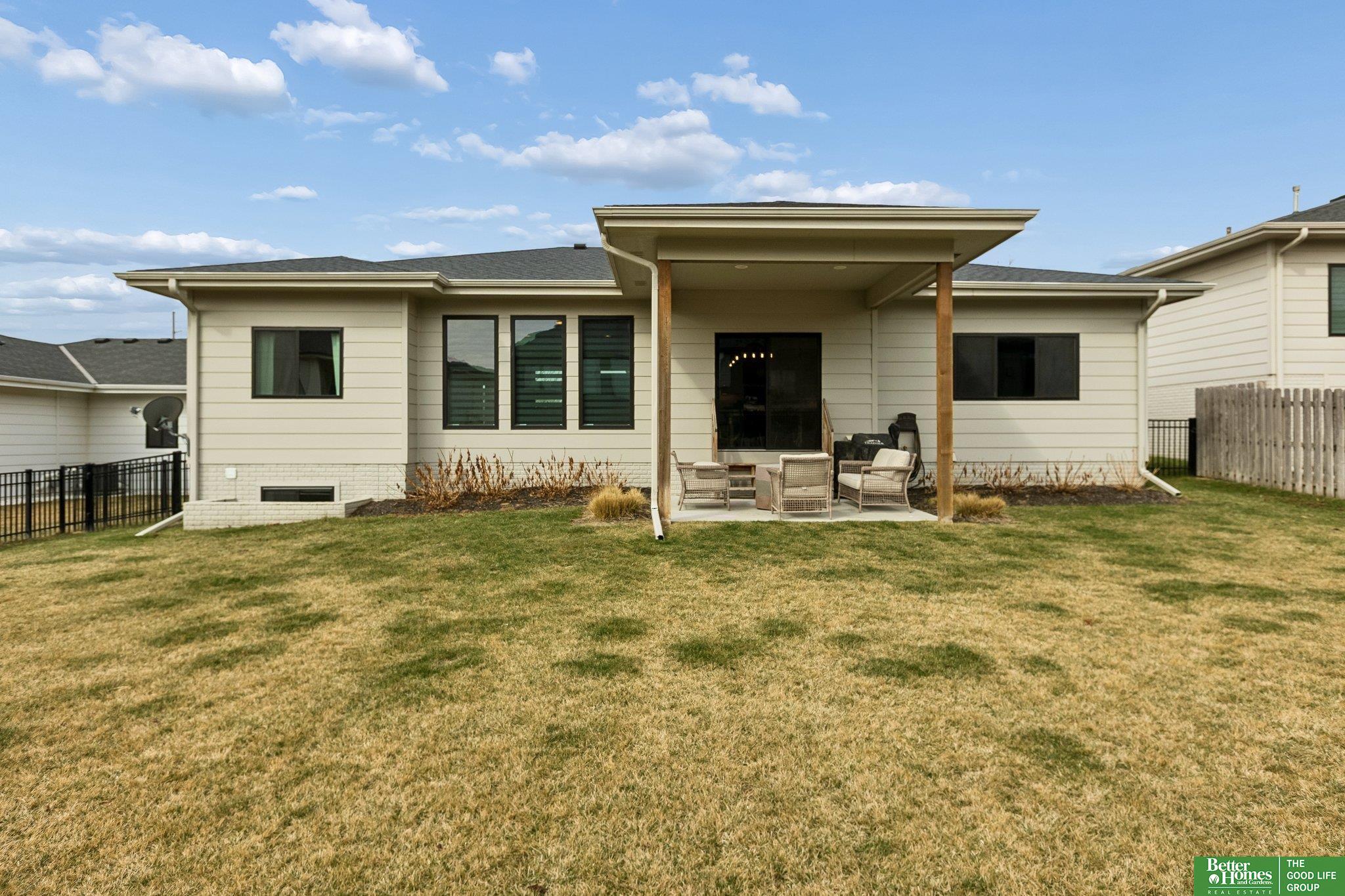 2513 N 186th Street