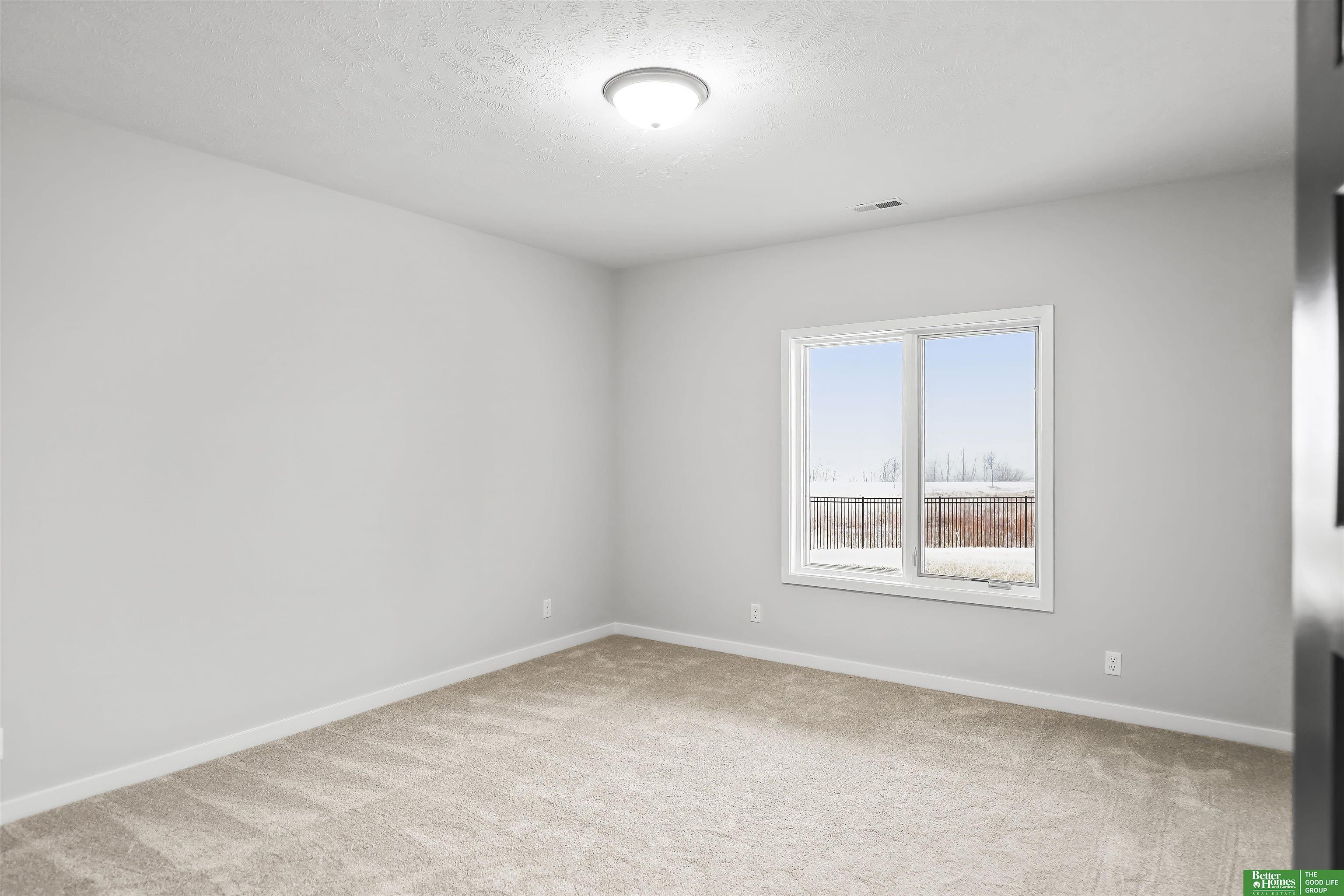 12387 Lake Vista Drive
