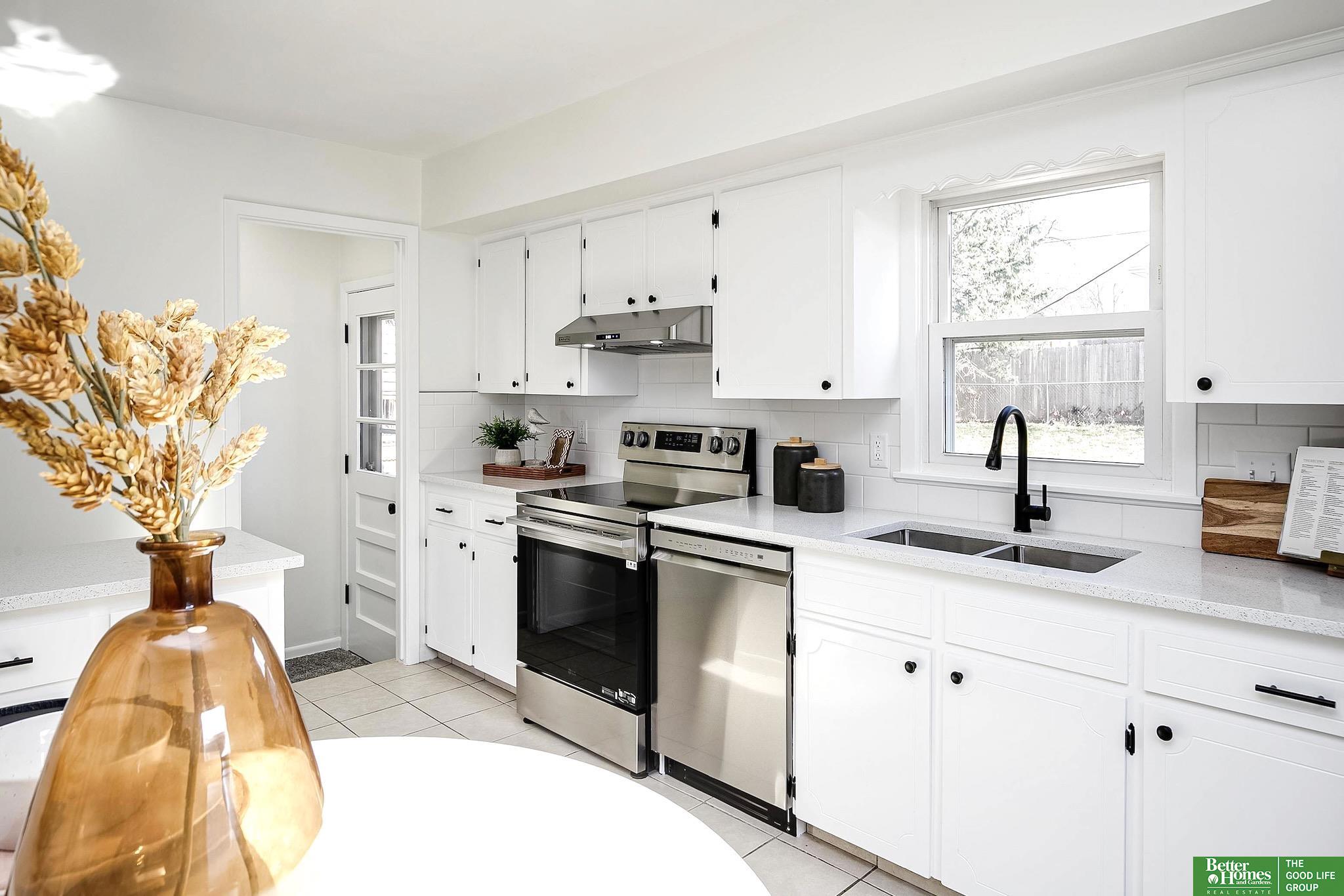 12168 Sandra Lane
