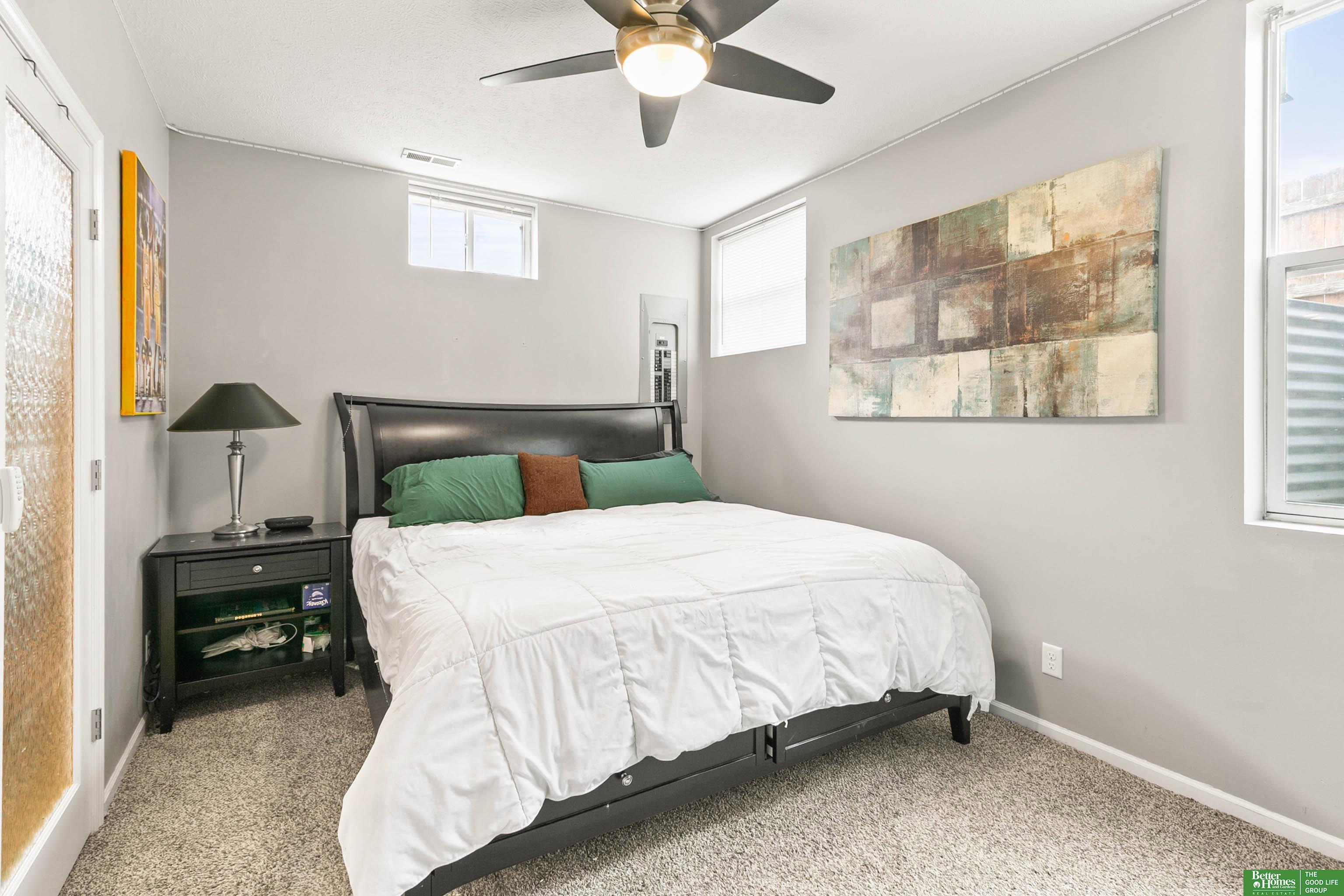 16043 Spaulding Circle