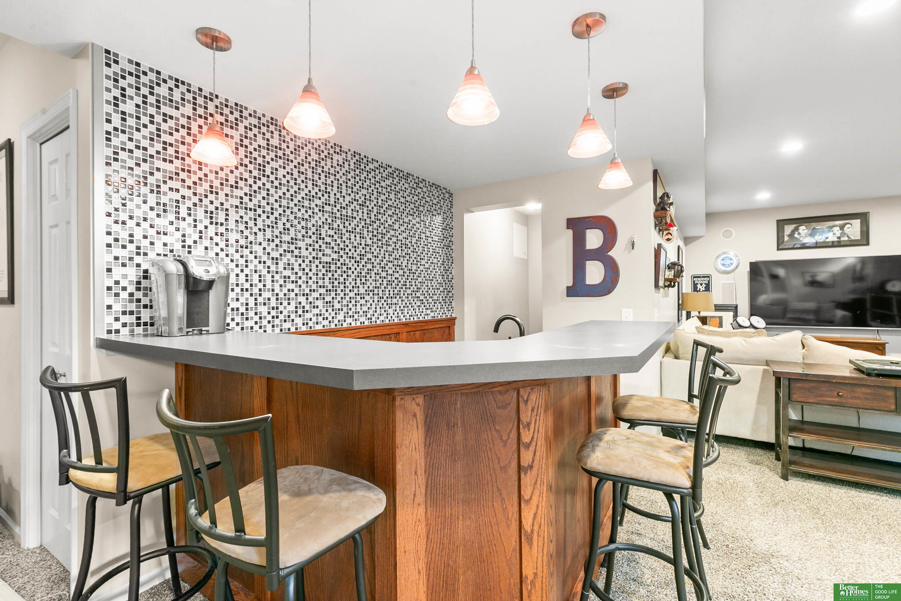 16043 Spaulding Circle