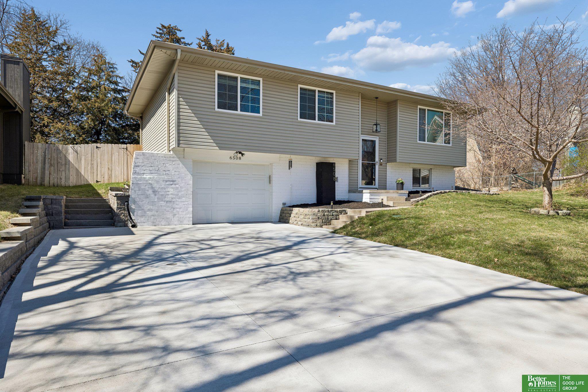 6508 S 139th Avenue Circle