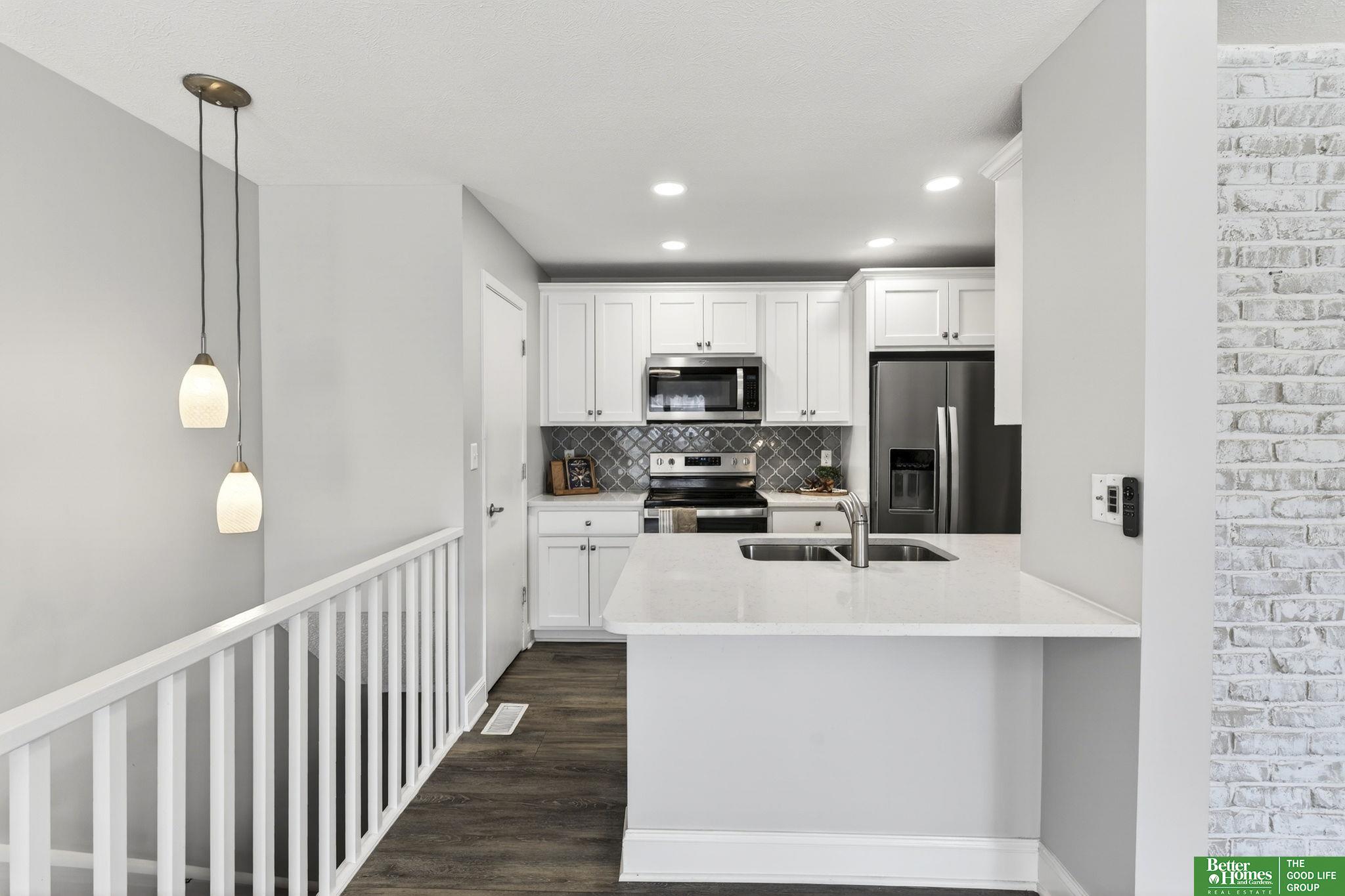 2105 Sandstone Road