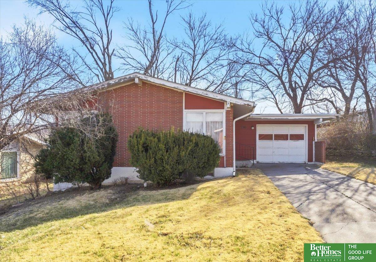 4613 N 83rd Street