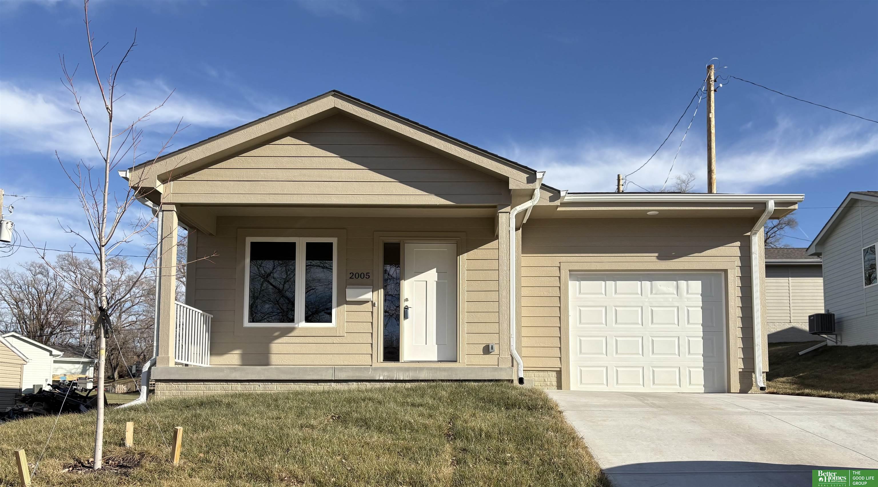 2005 N 40 Street