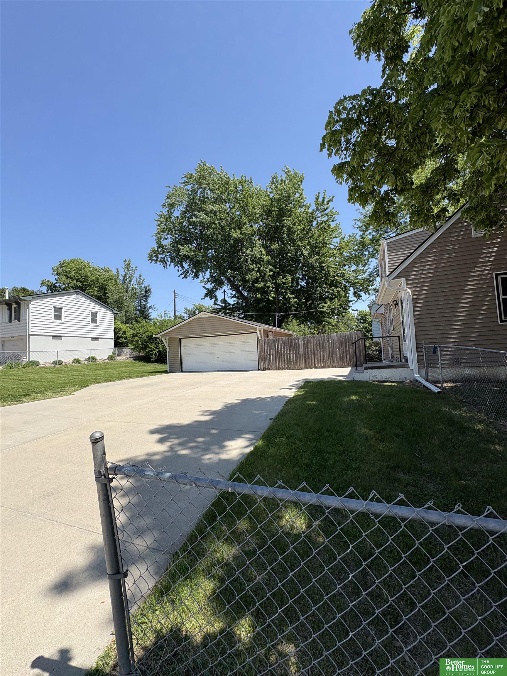 12210 Seldin Drive