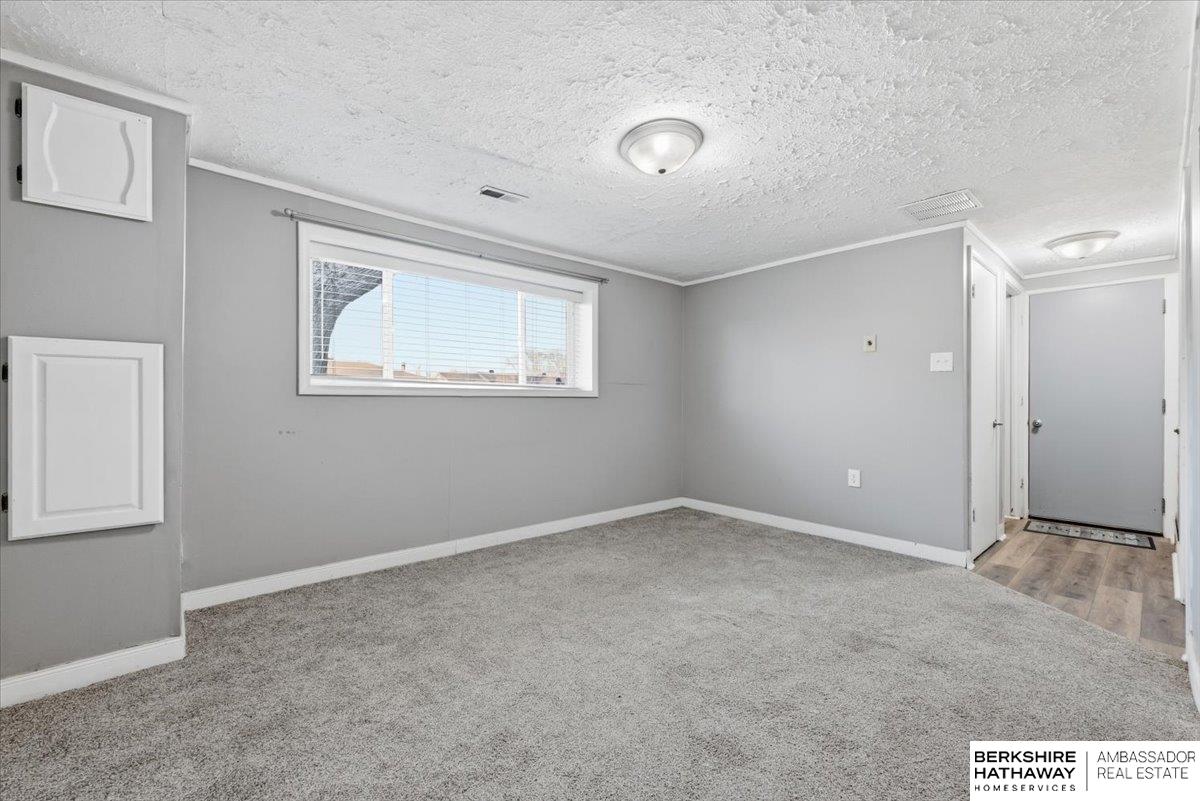 7718 Meadow Lane