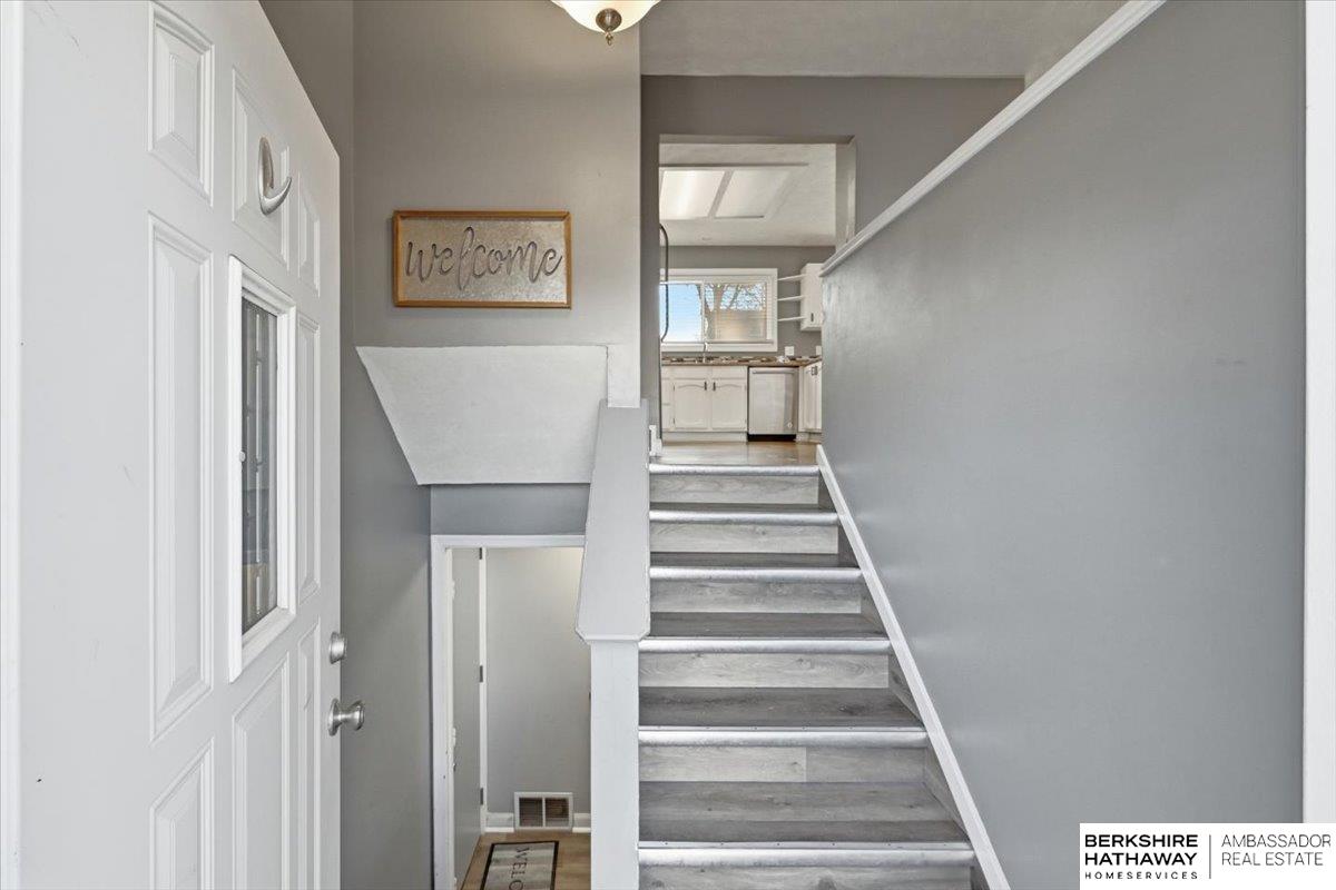 7718 Meadow Lane