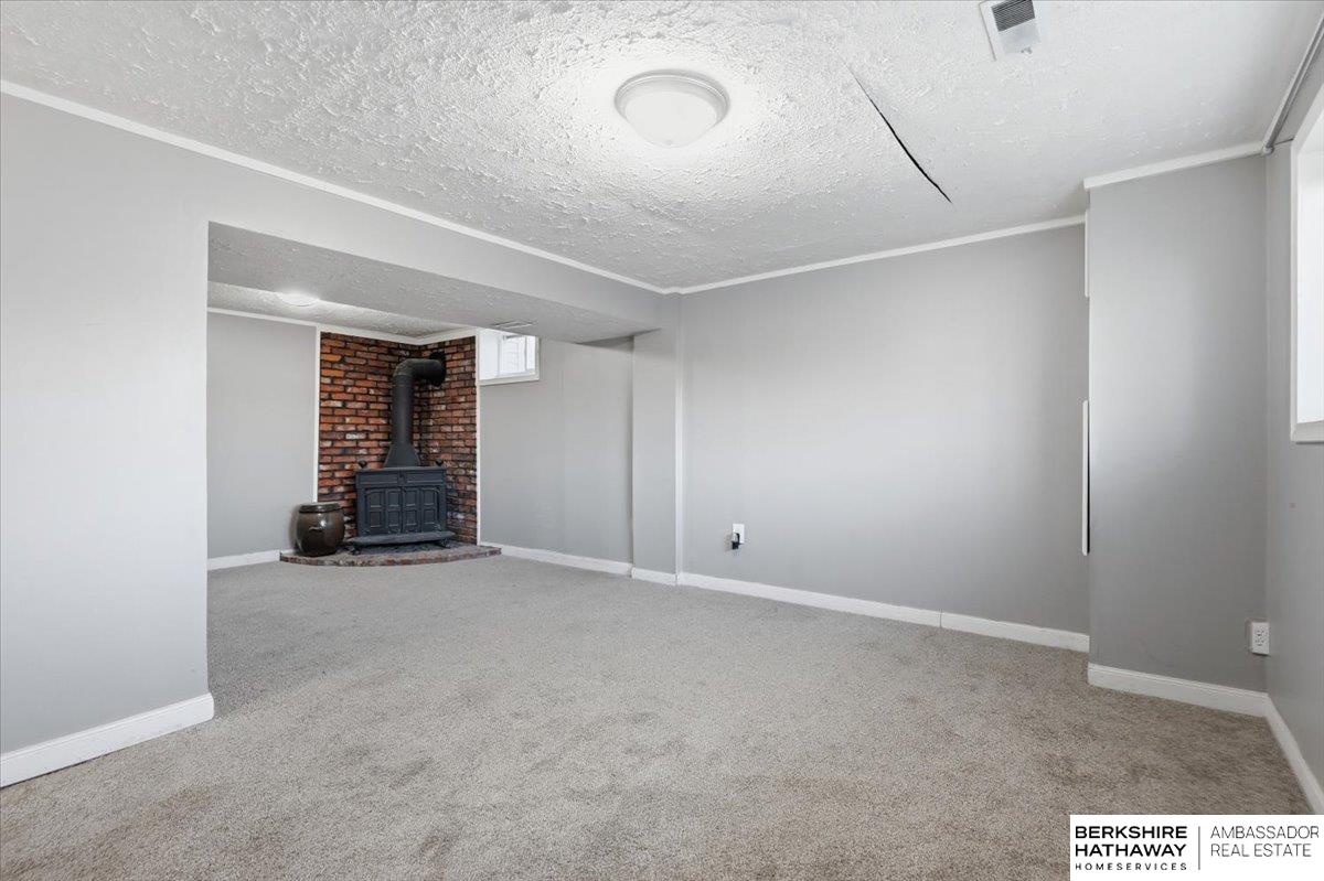 7718 Meadow Lane