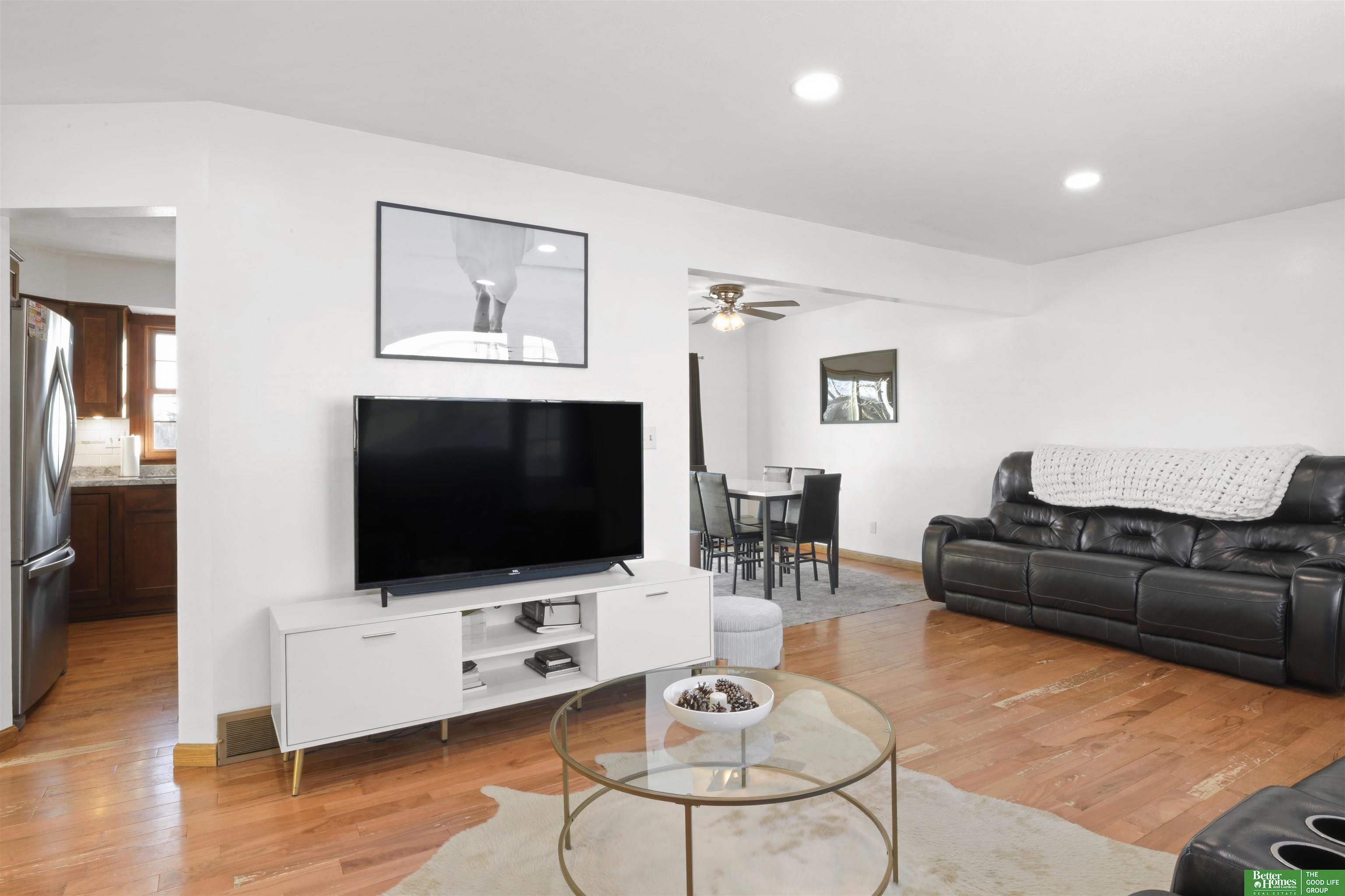 2001 Hampton Drive