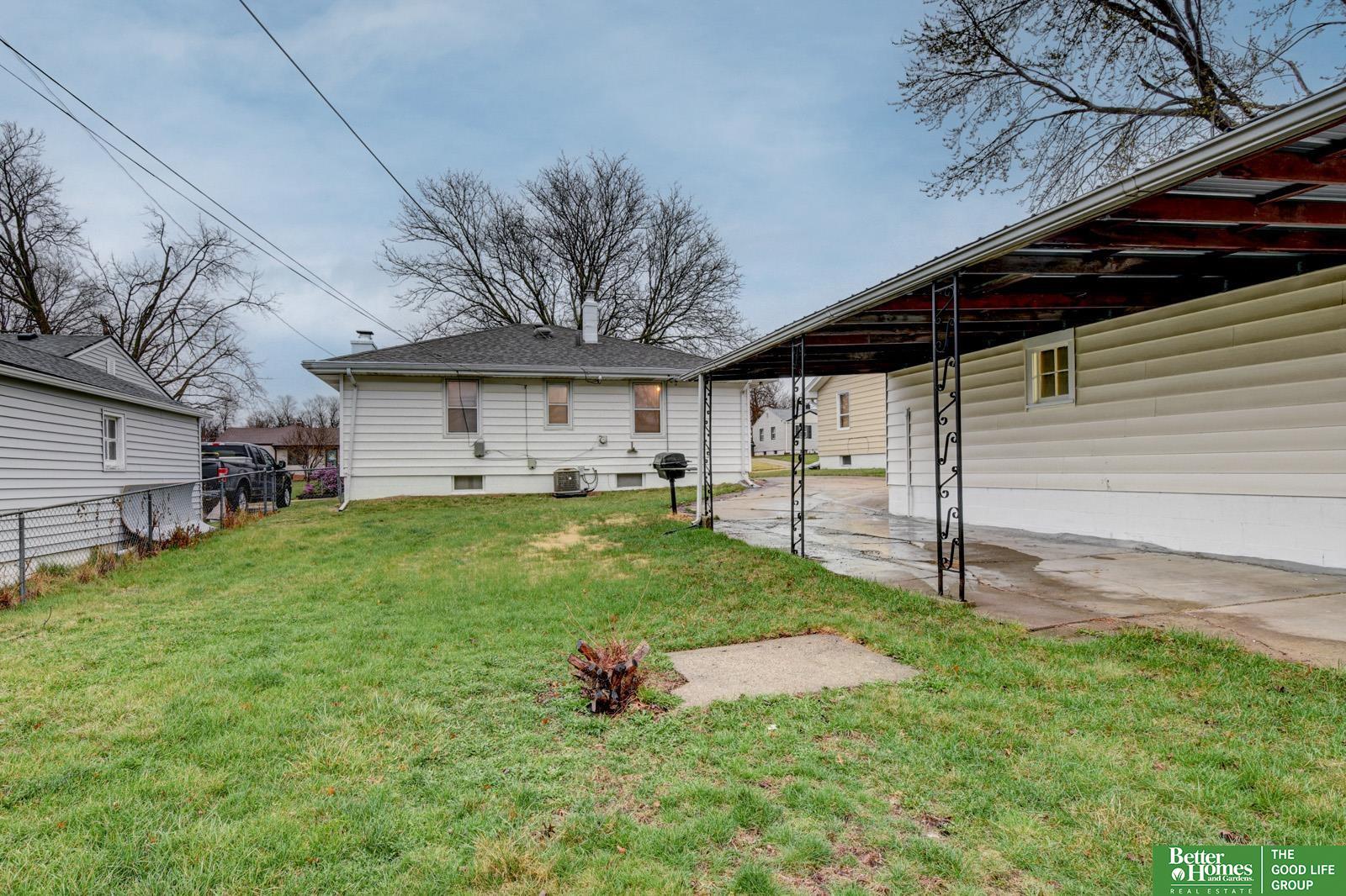 4864 S 52nd Street