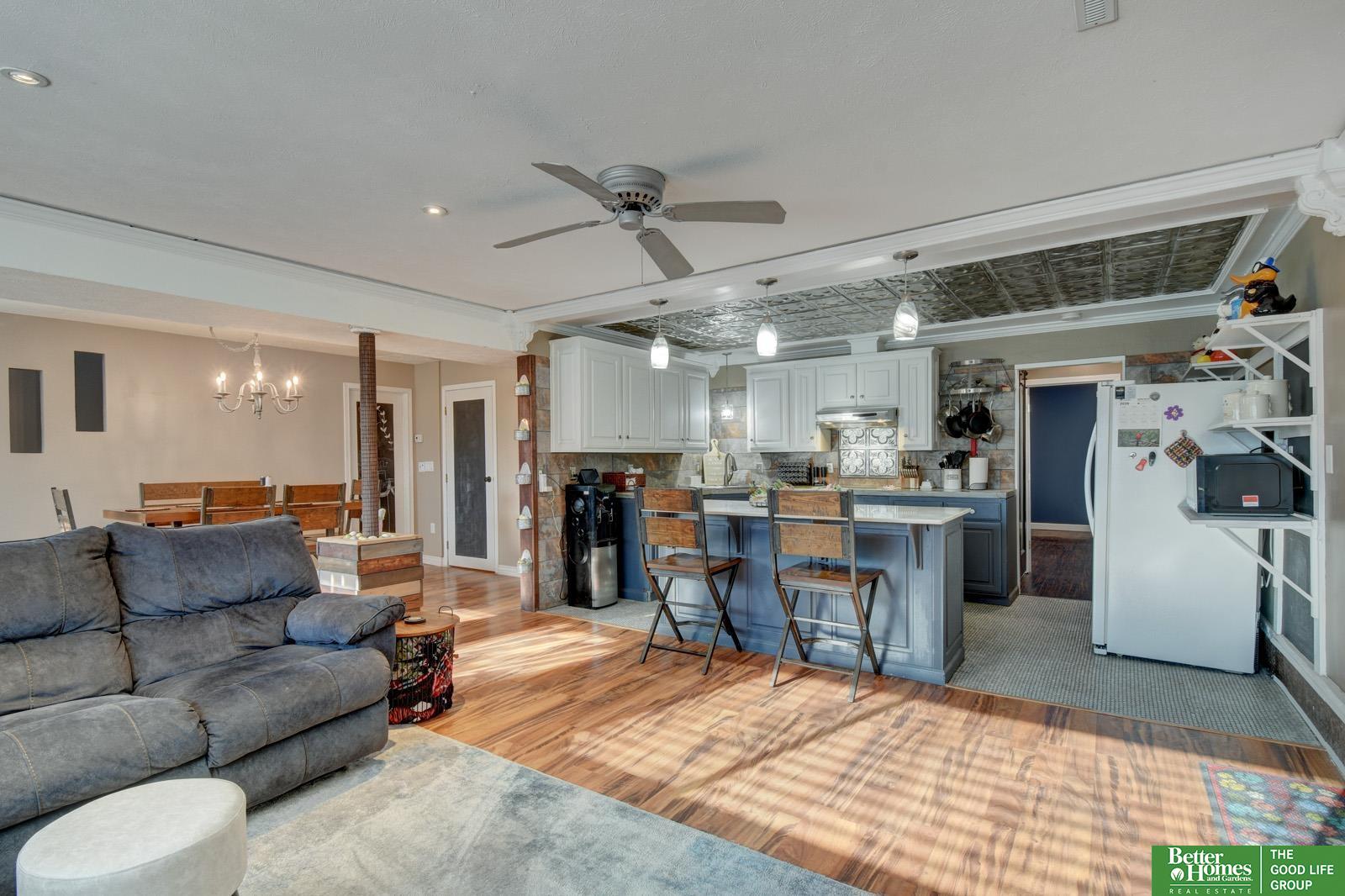 104 S Chicago Street