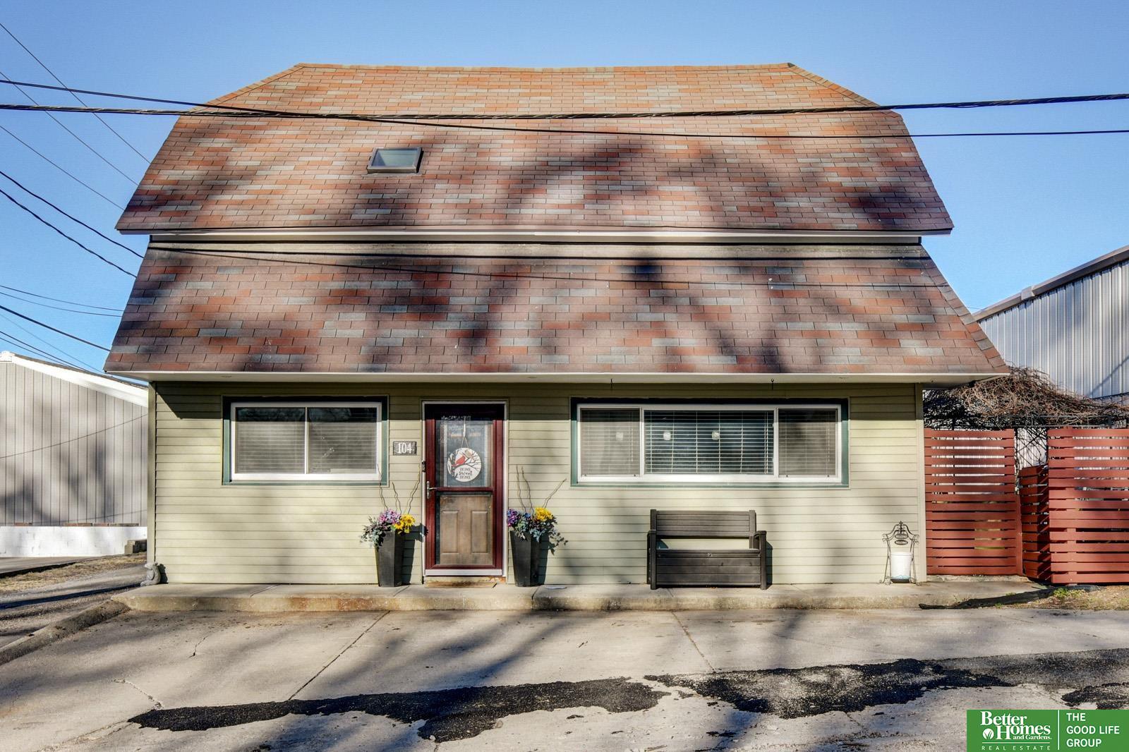 104 S Chicago Street