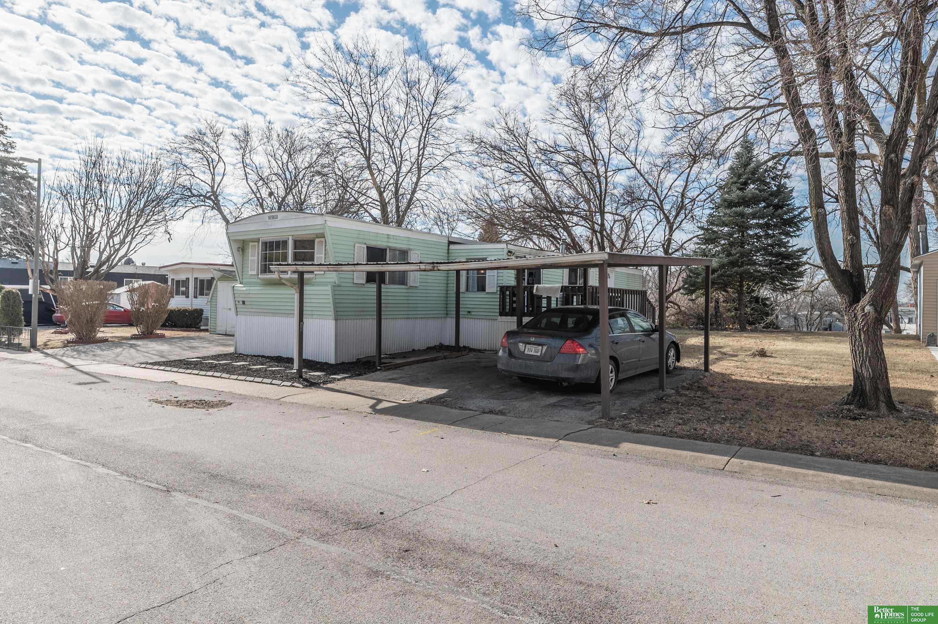 4124 N 127 Plaza # 40