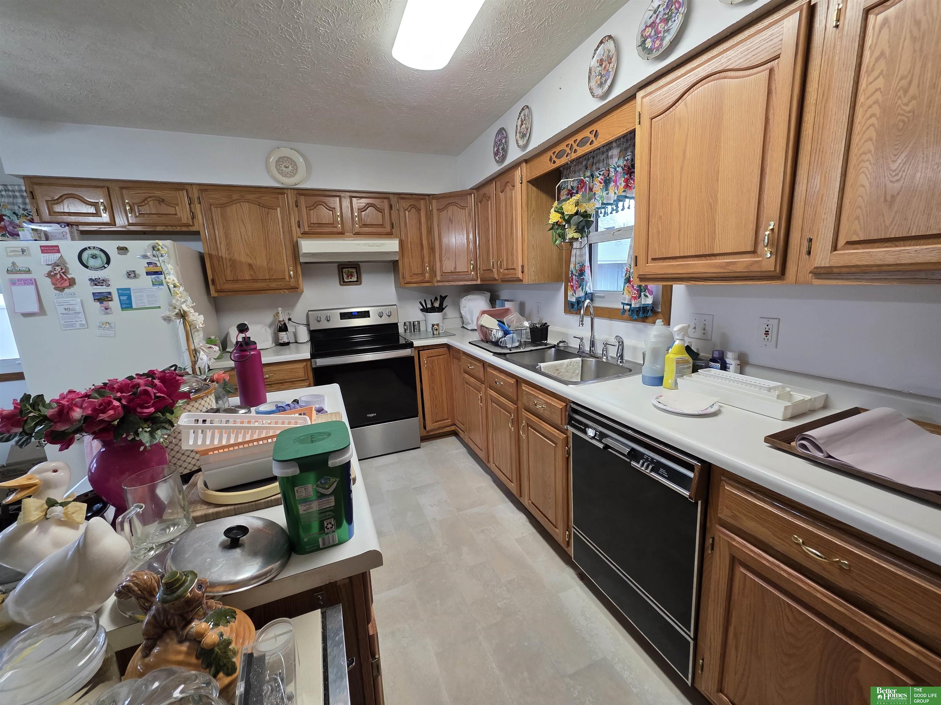 208 E O Street, McCool Junction