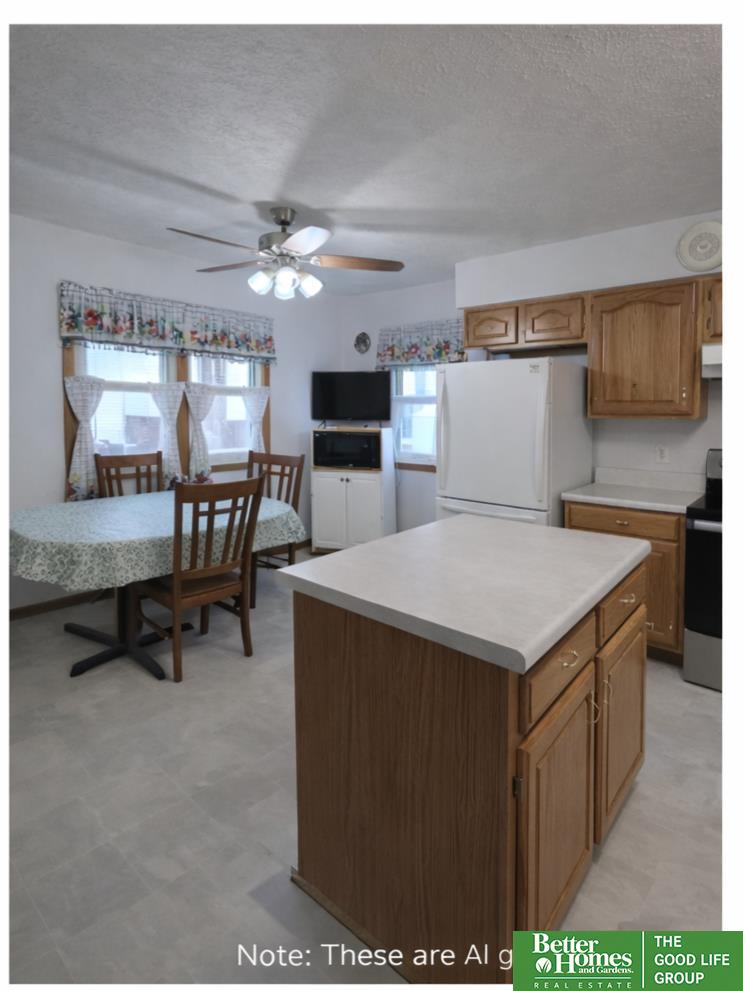 208 E O Street, McCool Junction