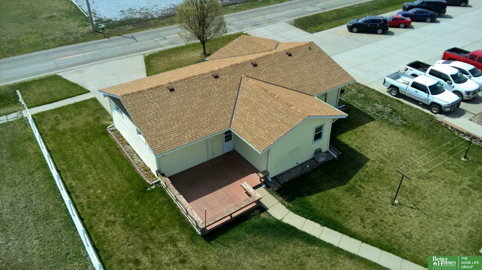 208 E O Street, McCool Junction