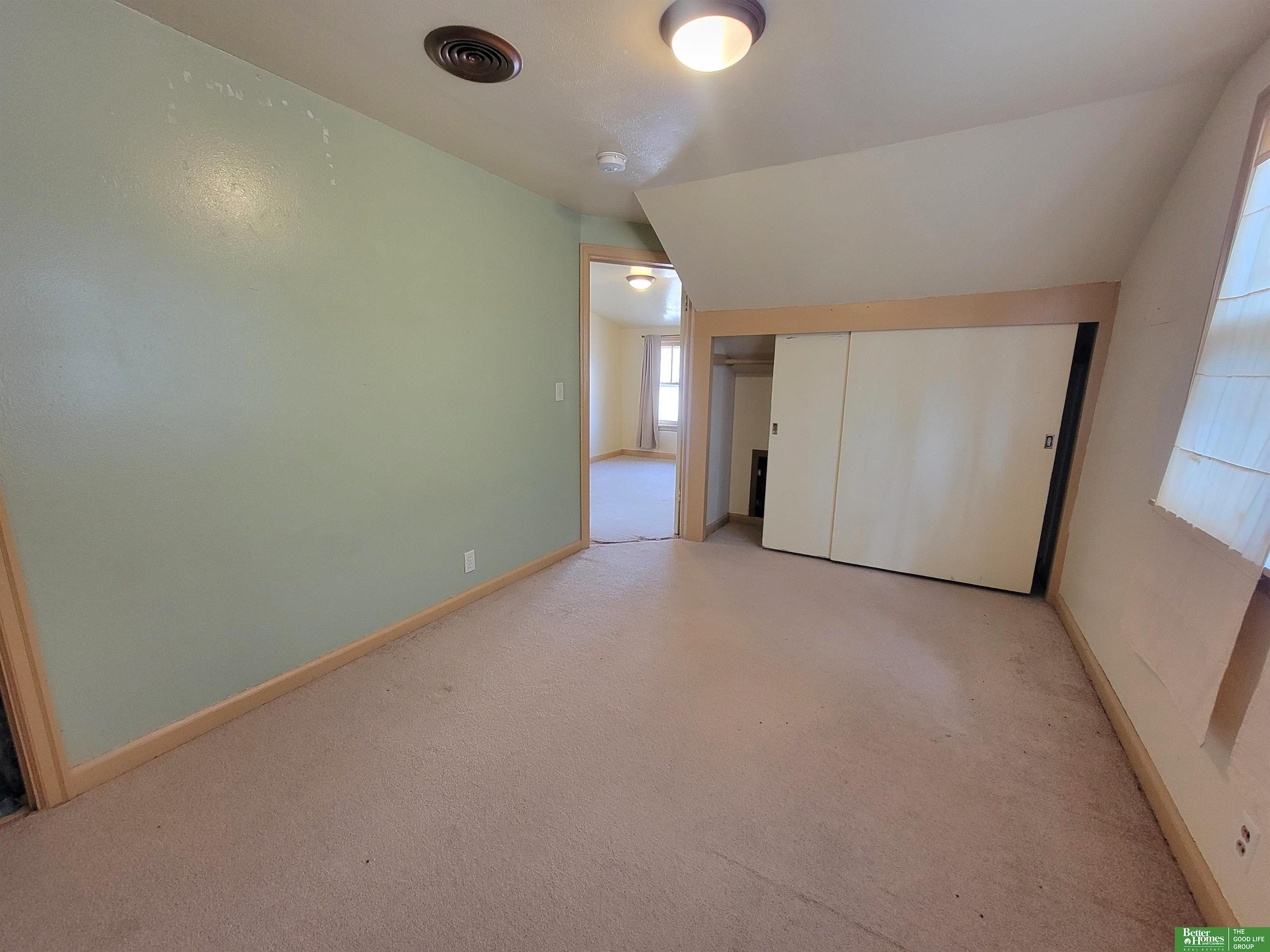 1121 N East Avenue