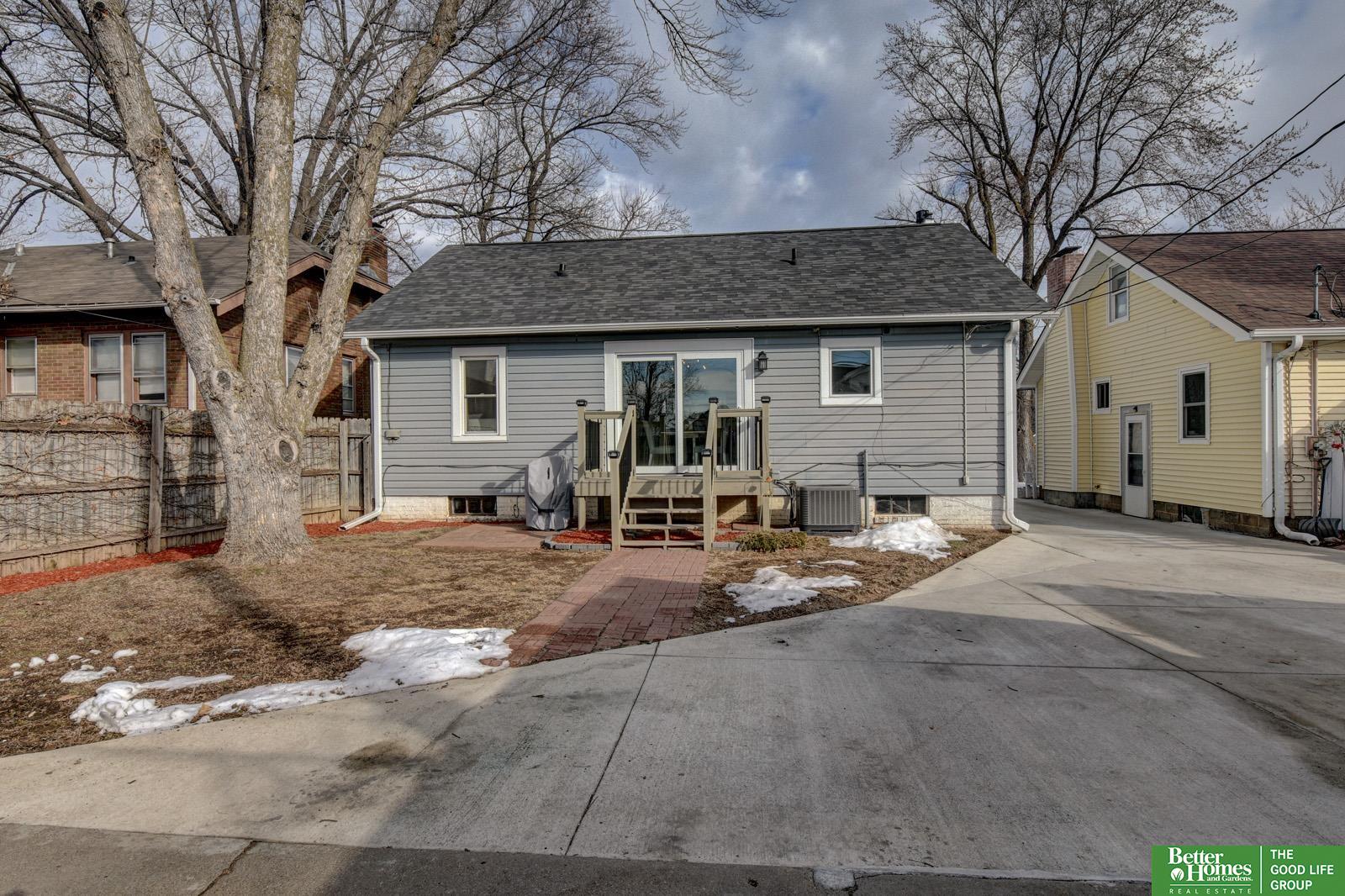 2747 Iowa Street