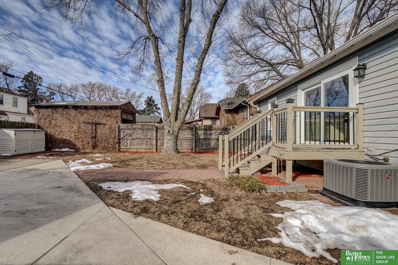 2747 Iowa Street