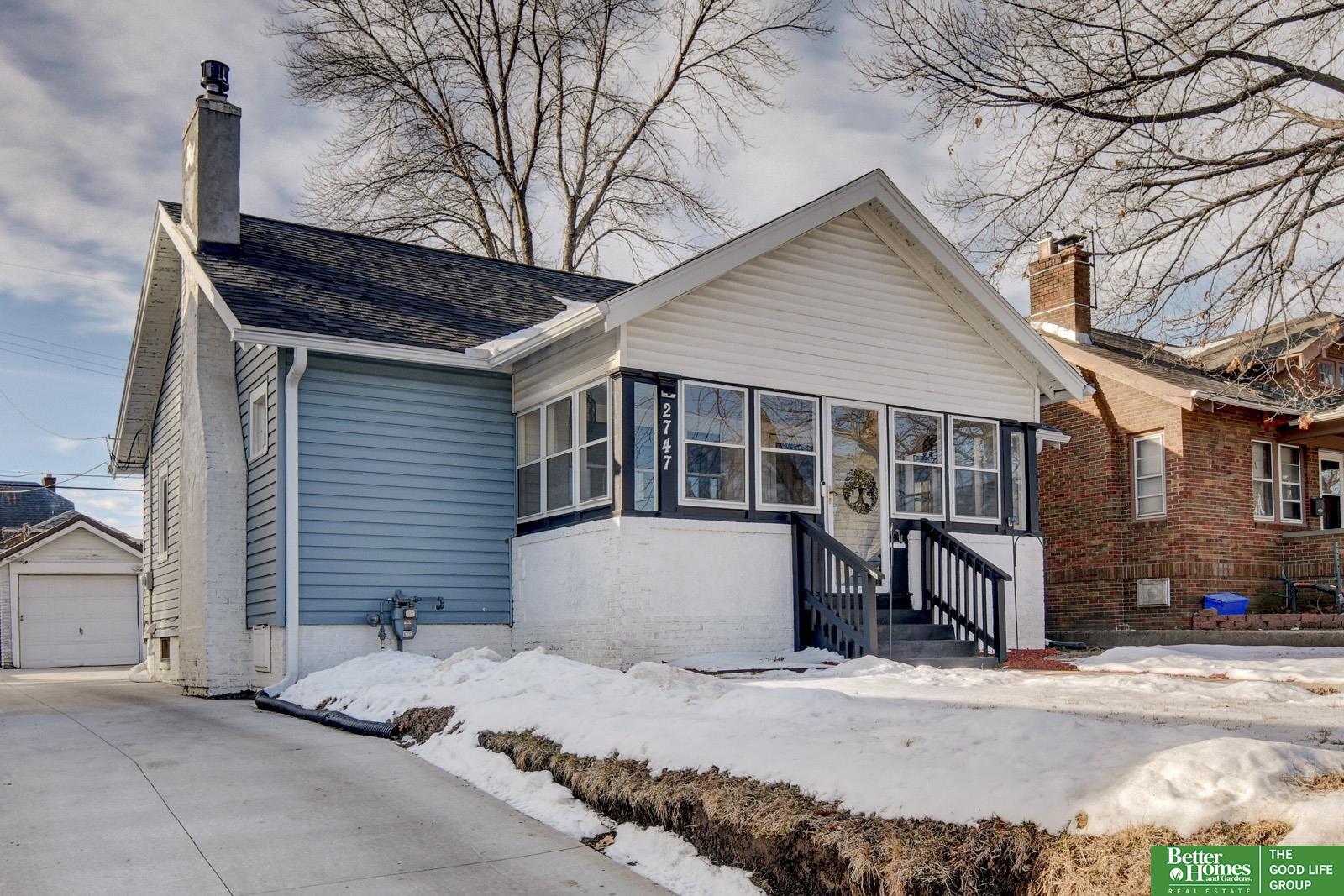 2747 Iowa Street