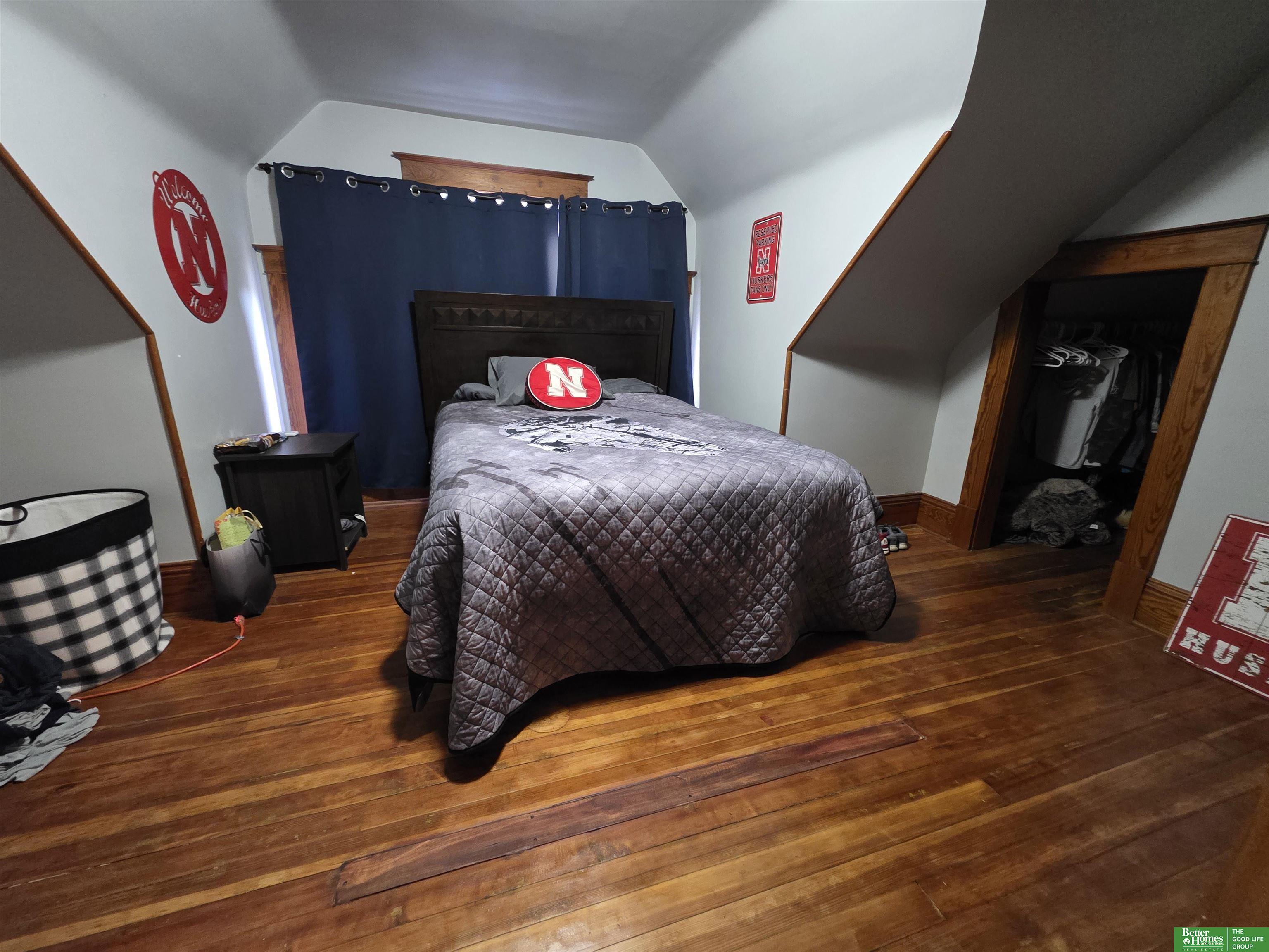 420 E 7th Street