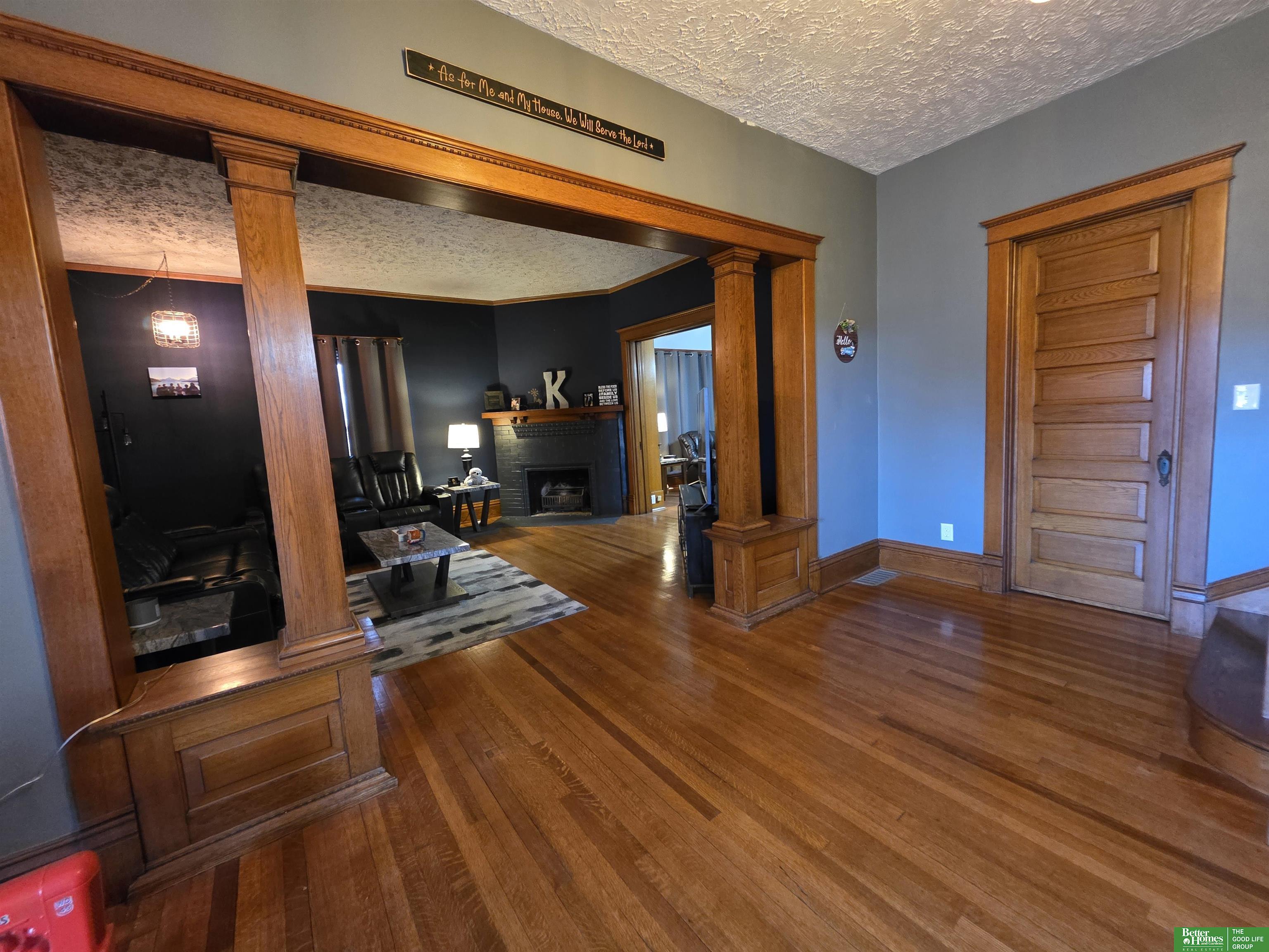 420 E 7th Street