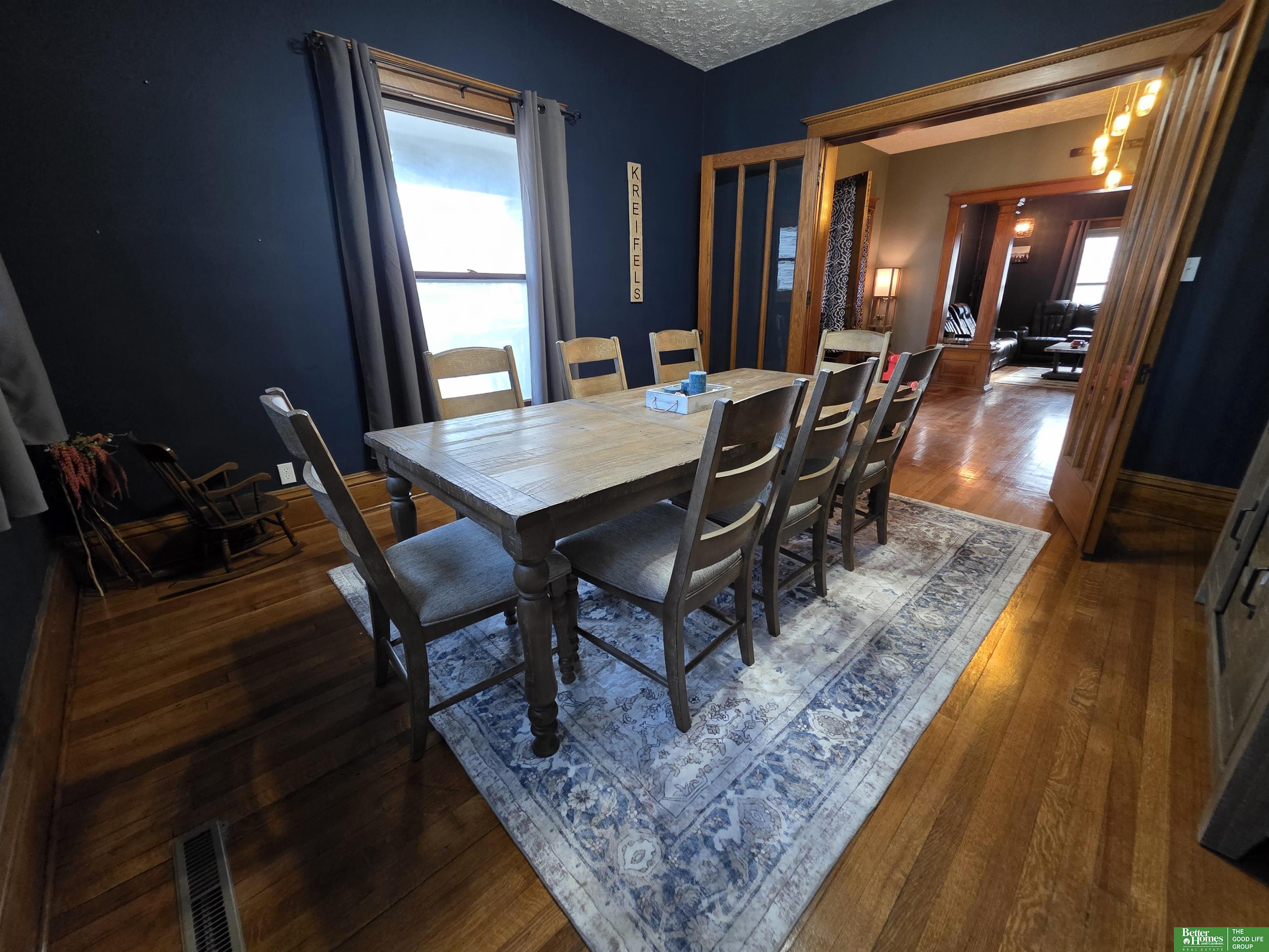 420 E 7th Street