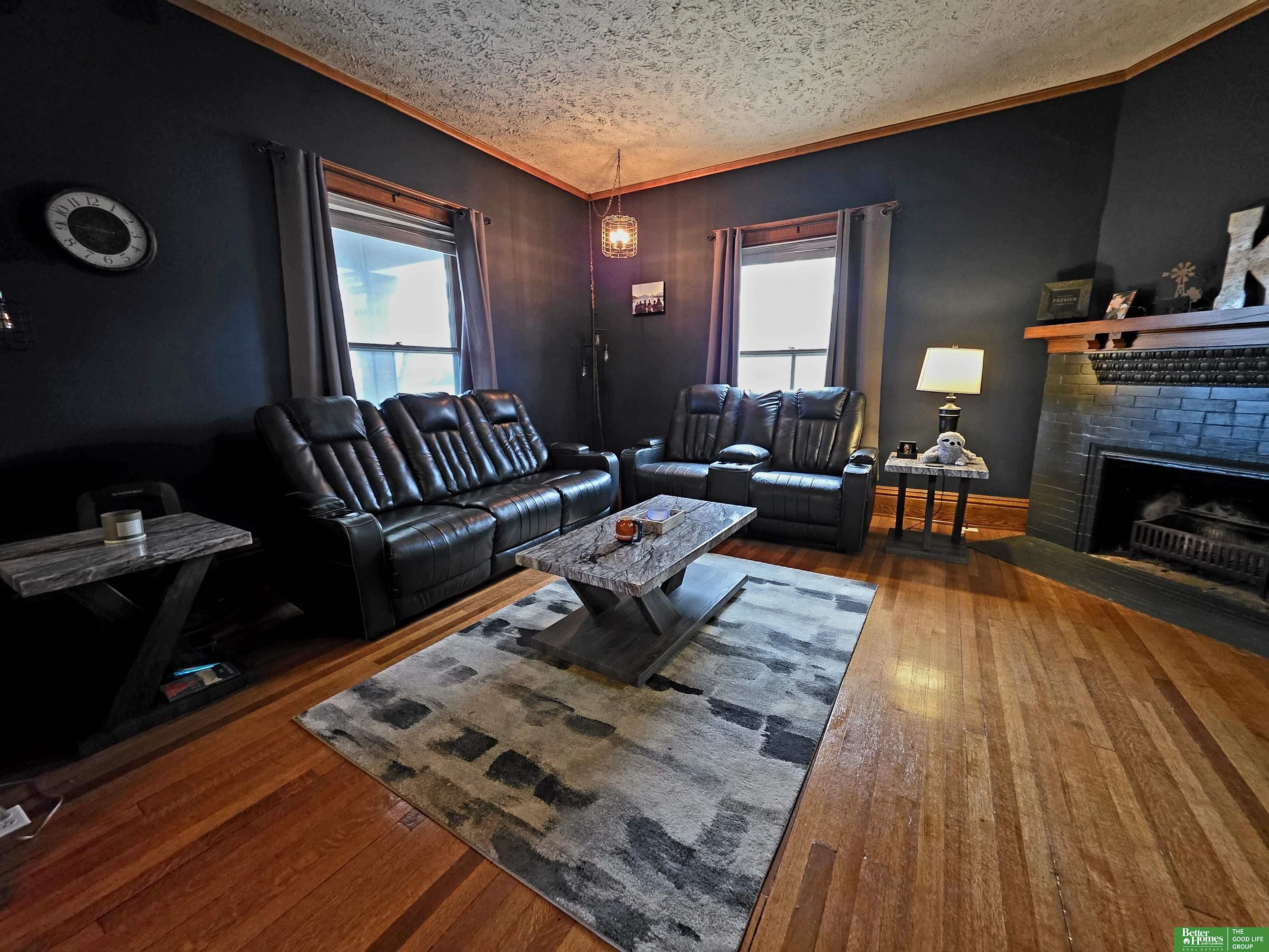 420 E 7th Street