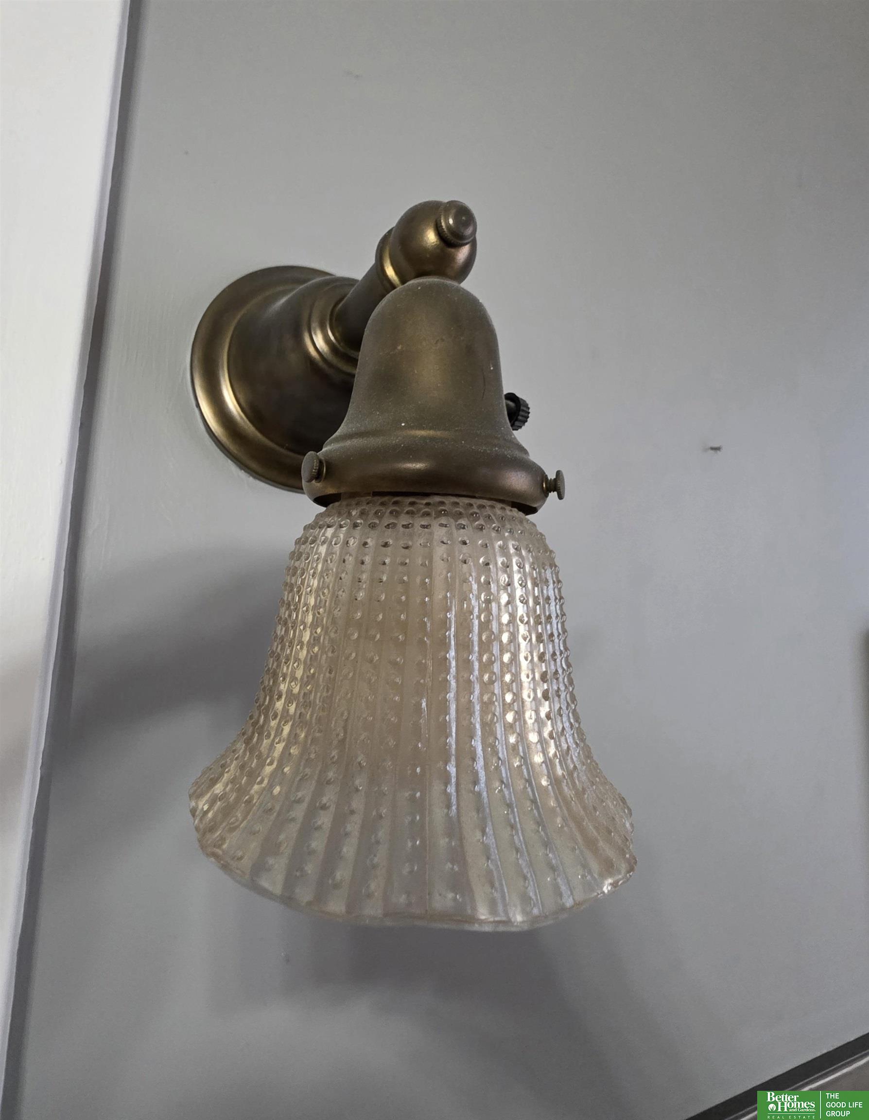 420 E 7th Street