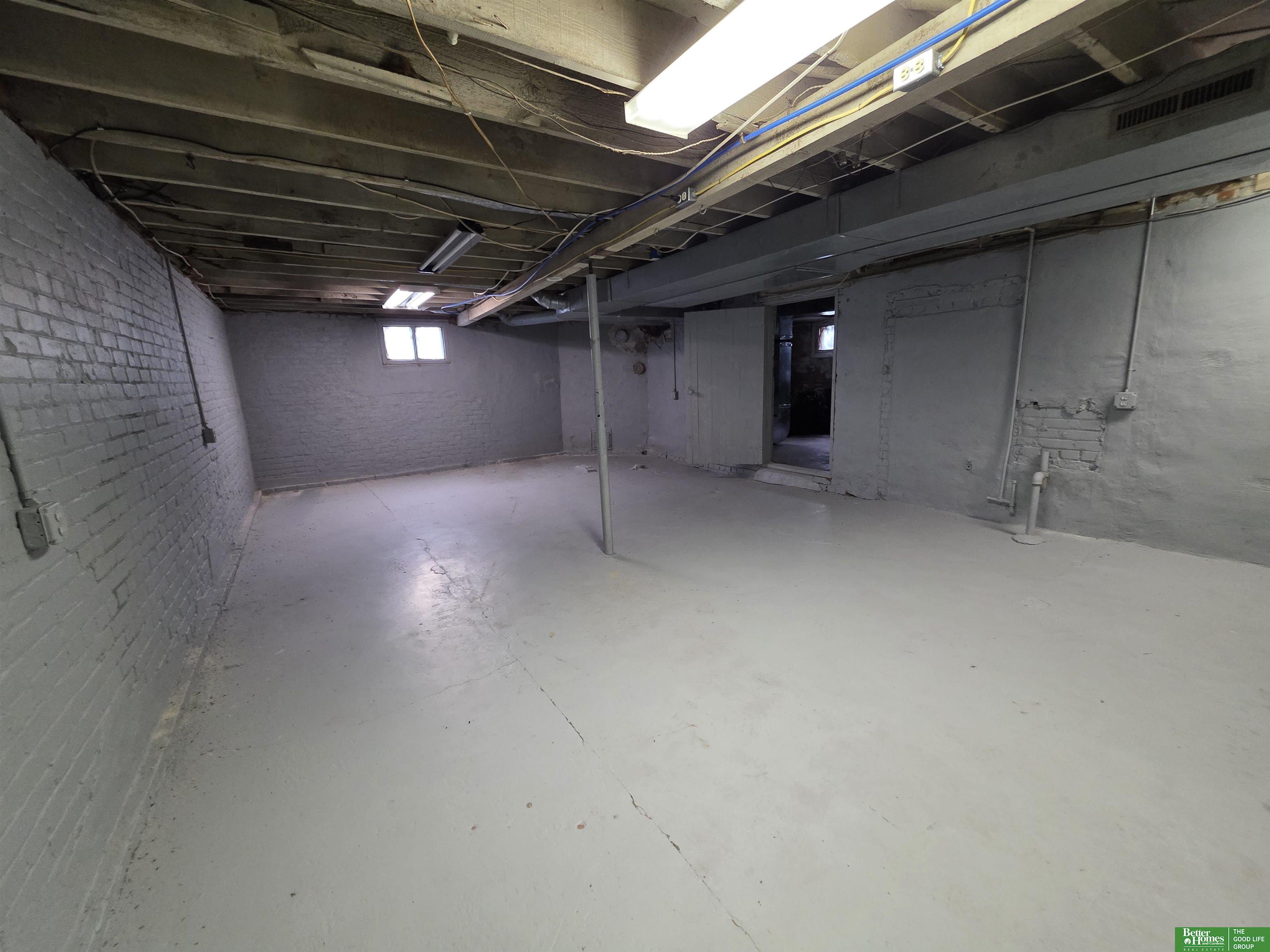 420 E 7th Street