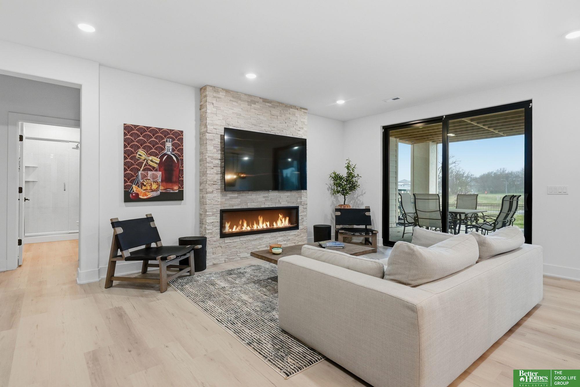 21068 Valley Circle