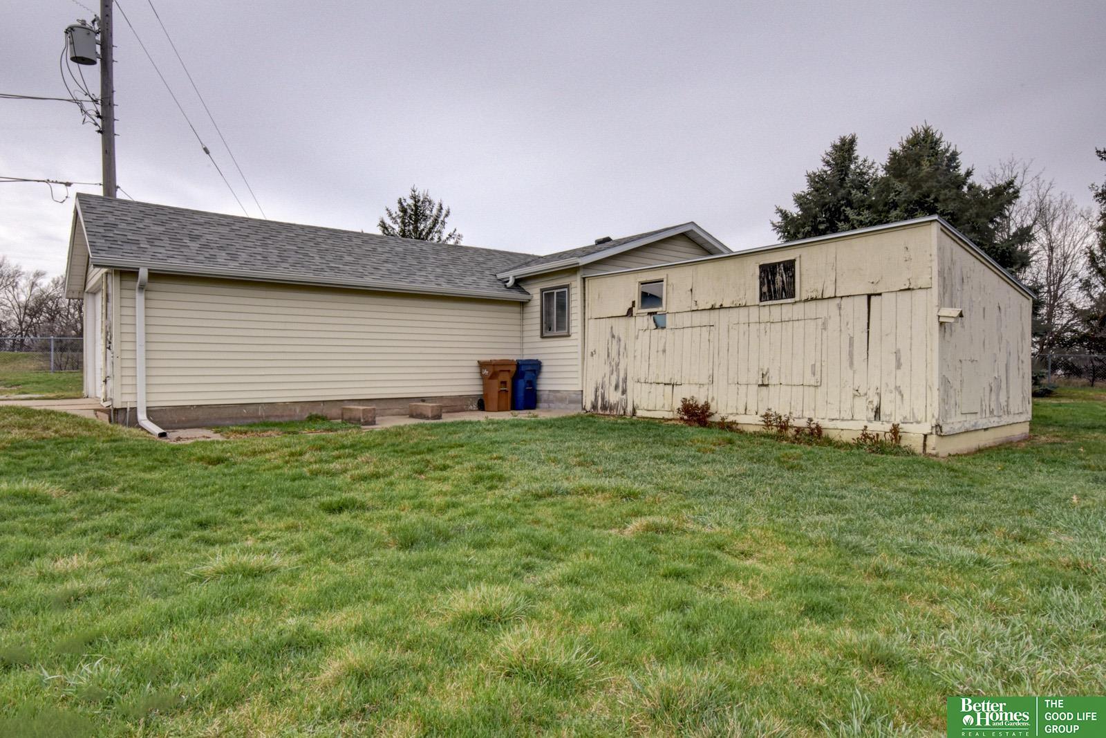1706 Childs Road W