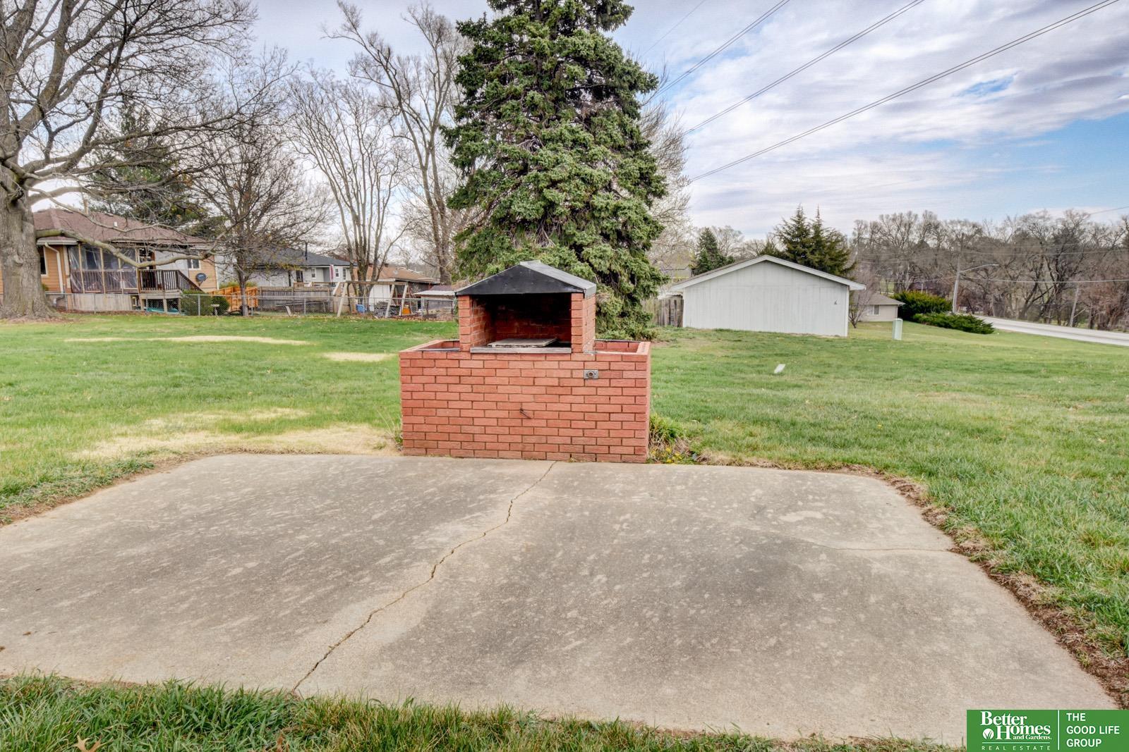 1706 Childs Road W