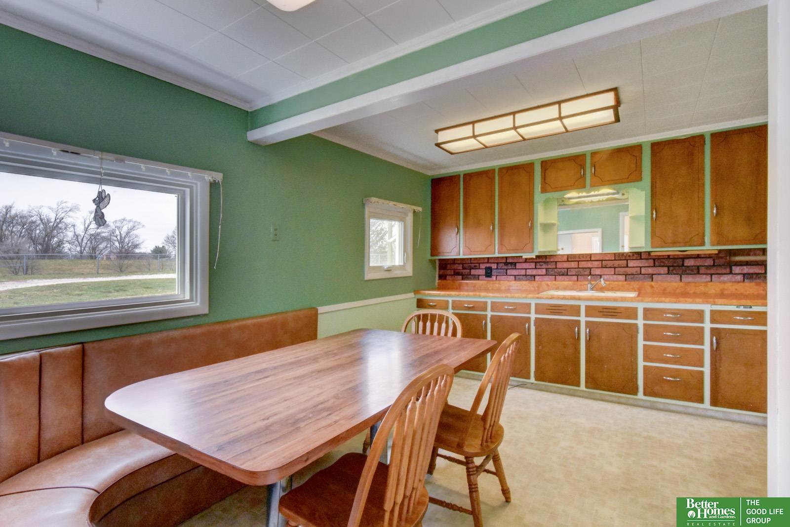 1706 Childs Road W