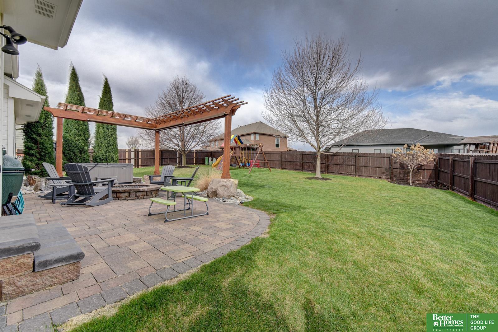 9416 S 69th Street