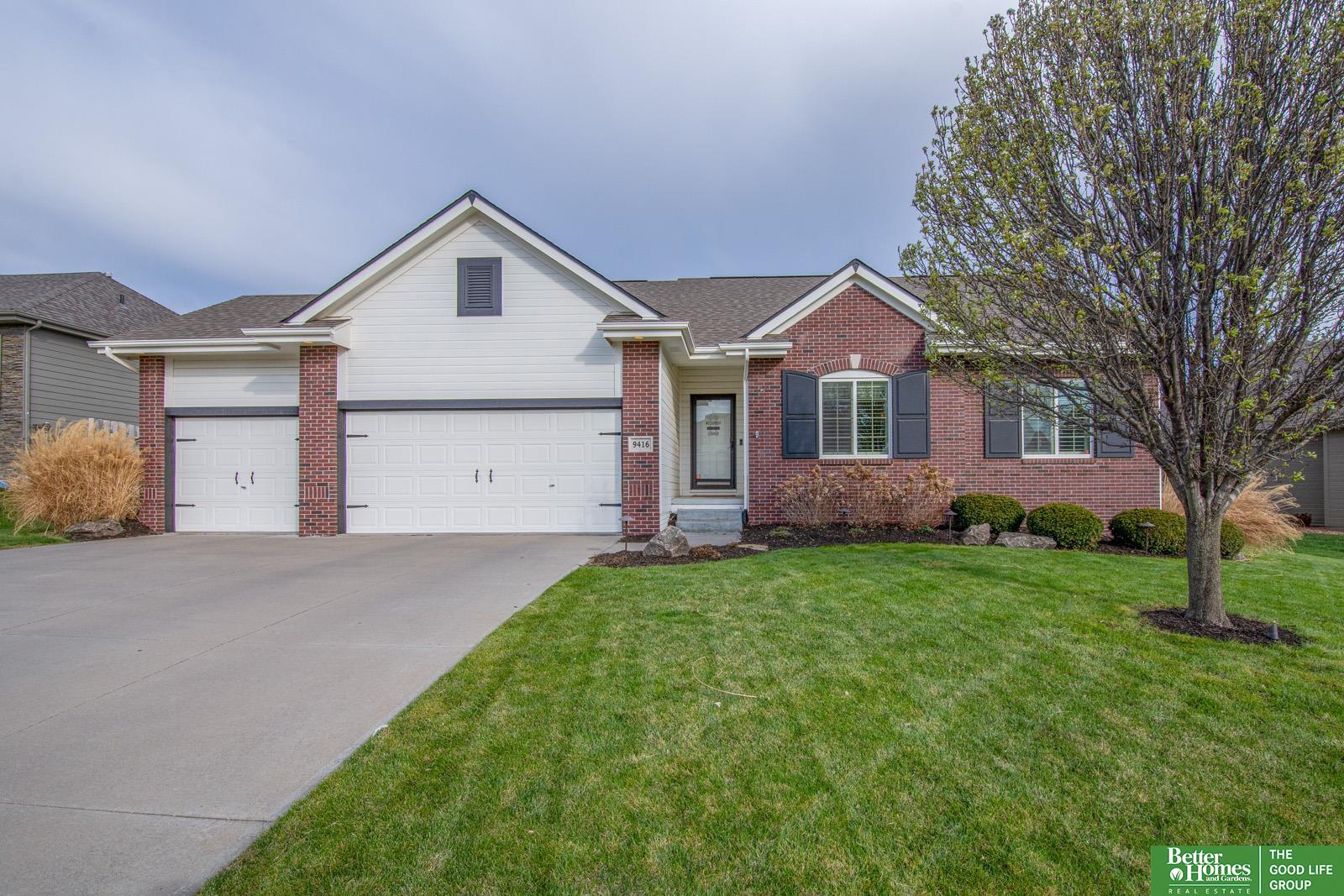 9416 S 69th Street