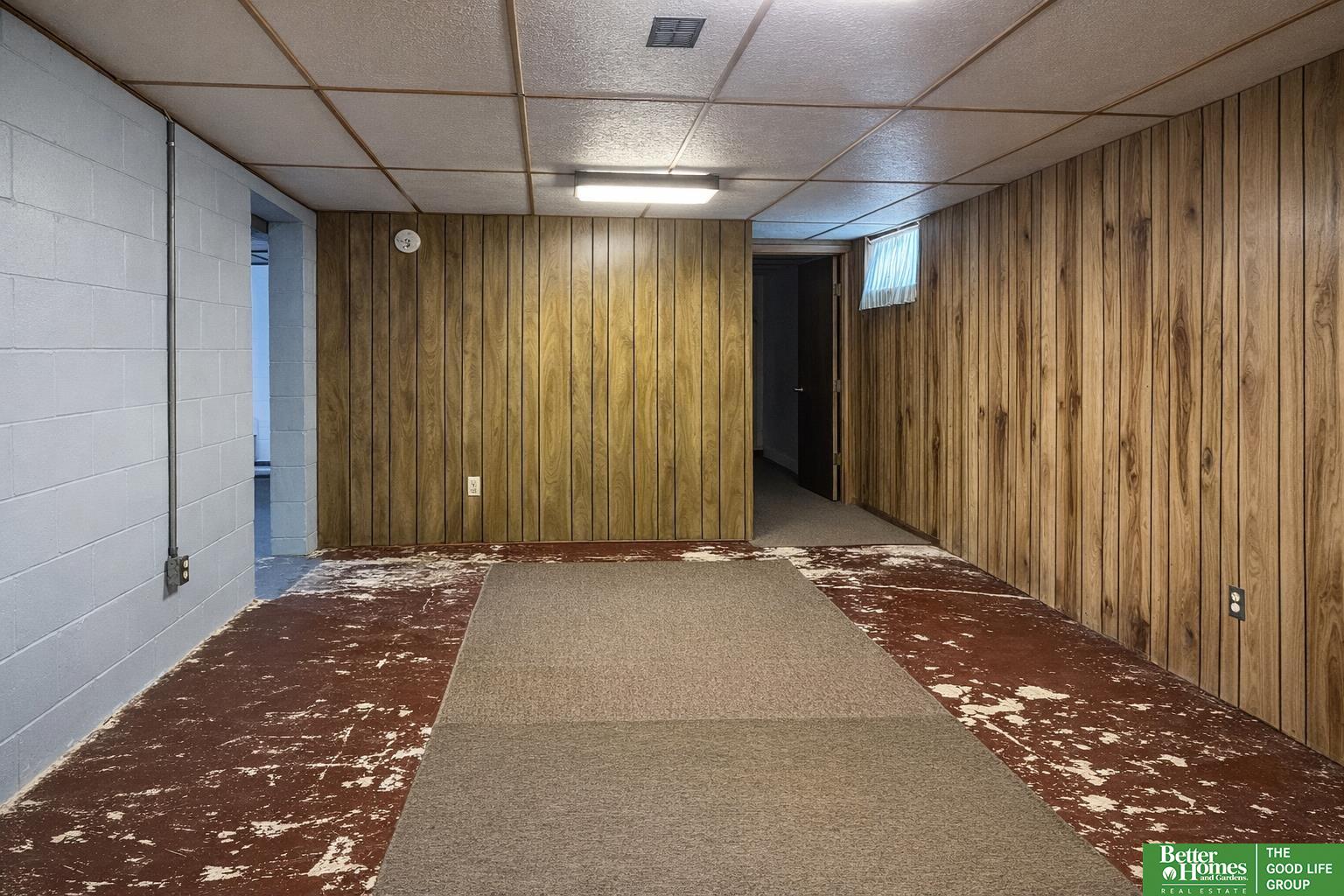 1616 Austin Lane