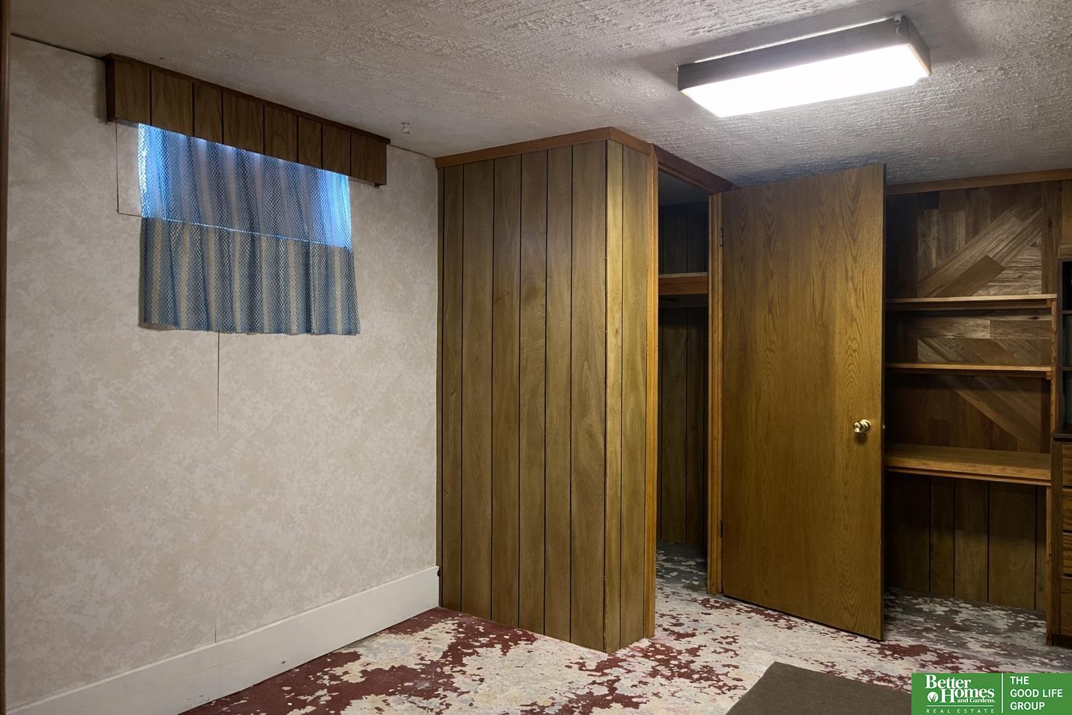 1616 Austin Lane