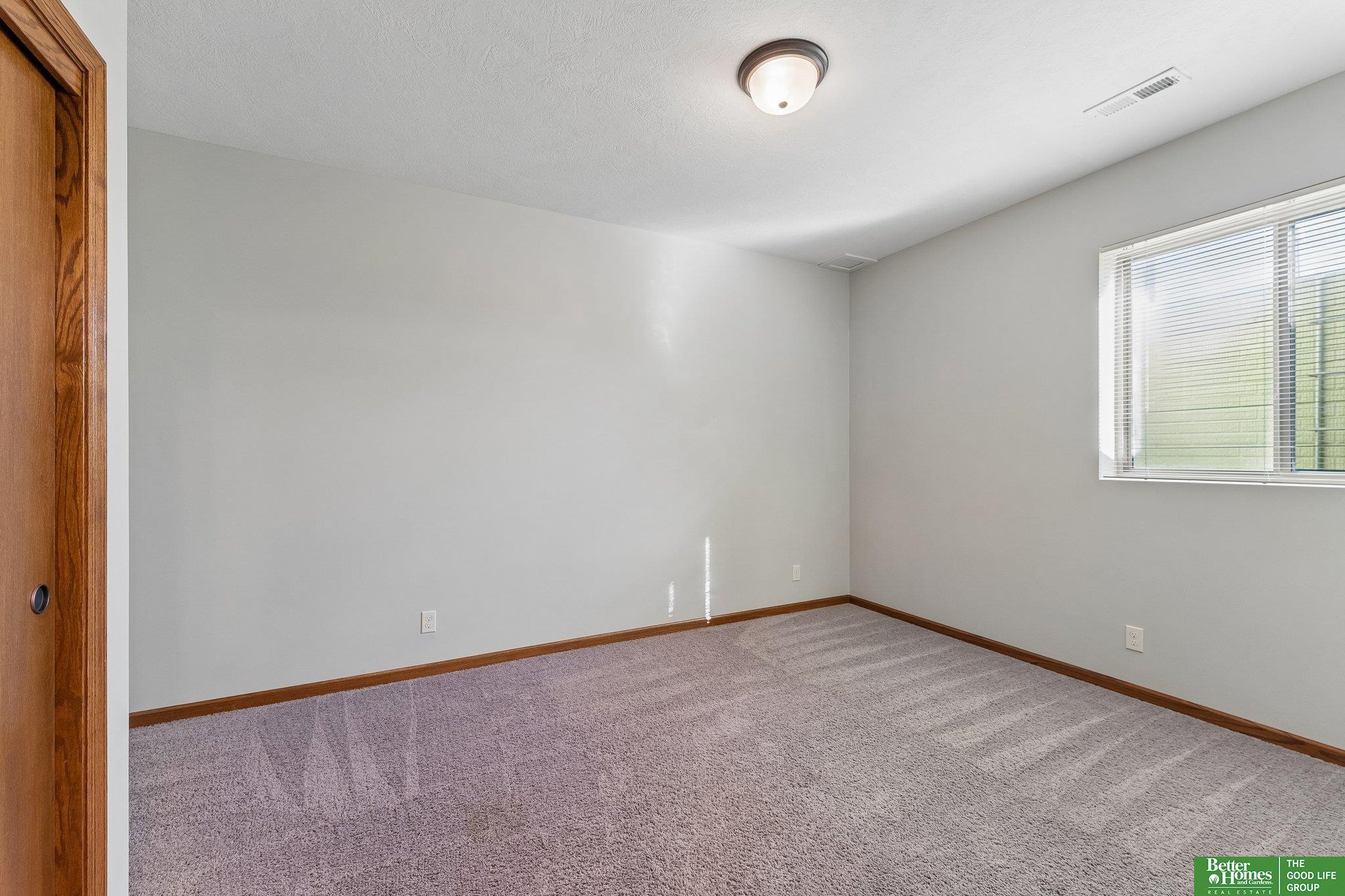 12219 S 75th Circle