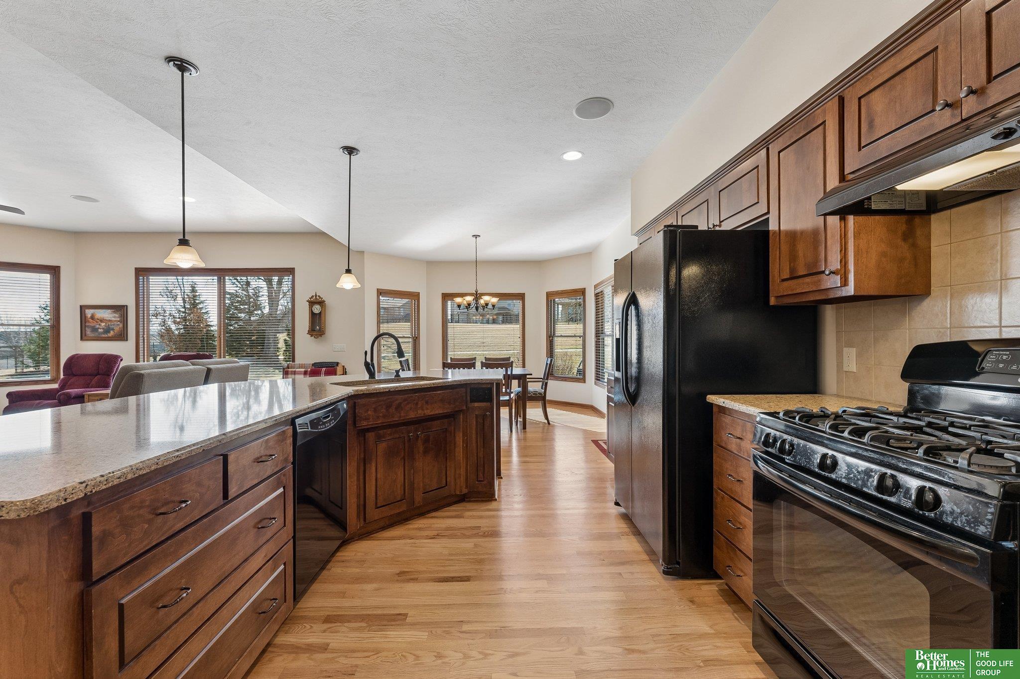 12219 S 75th Circle