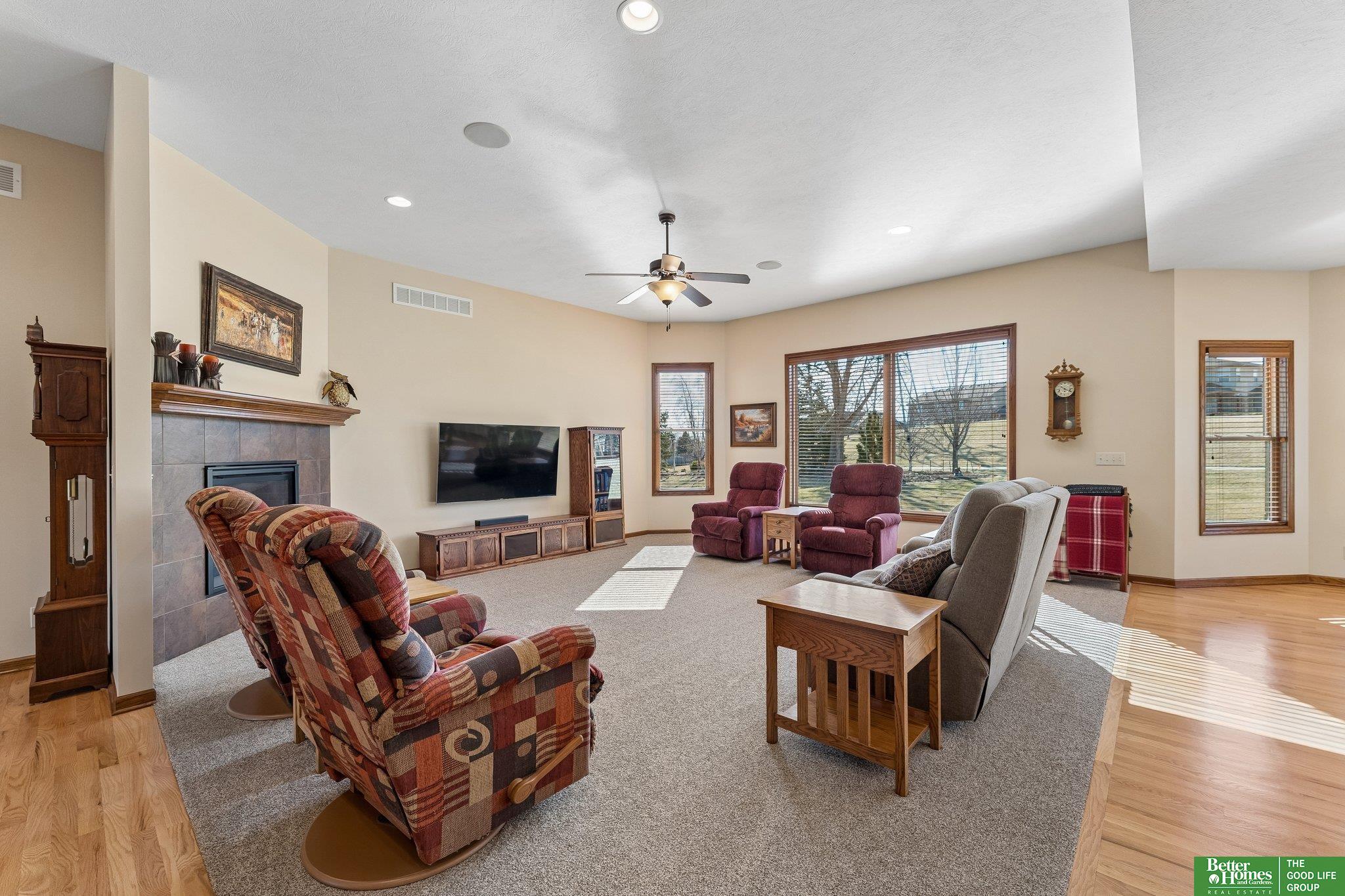 12219 S 75th Circle