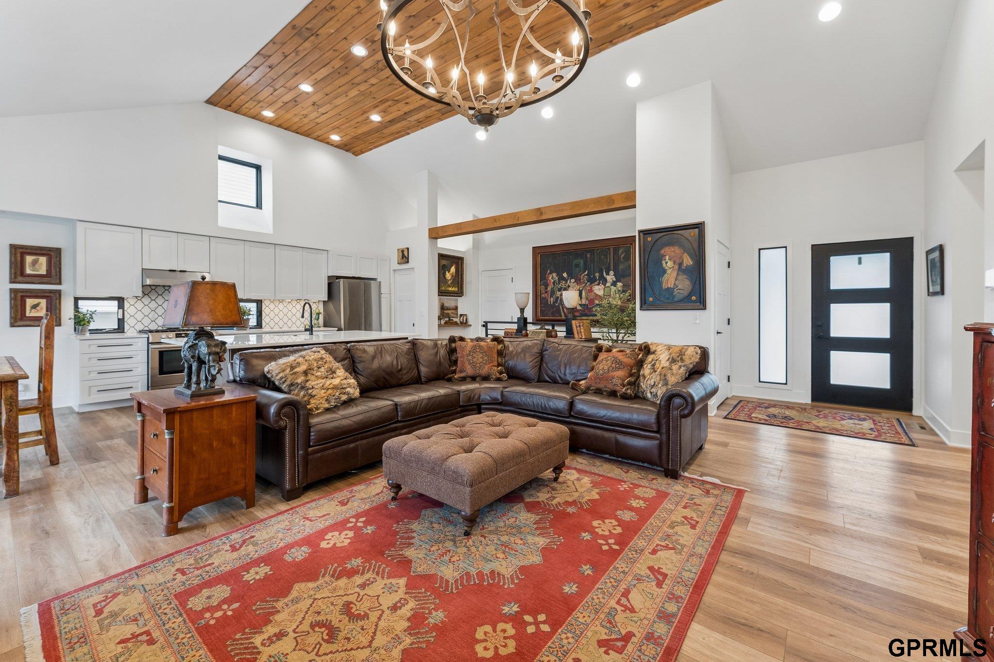 15718 Westchester Circle